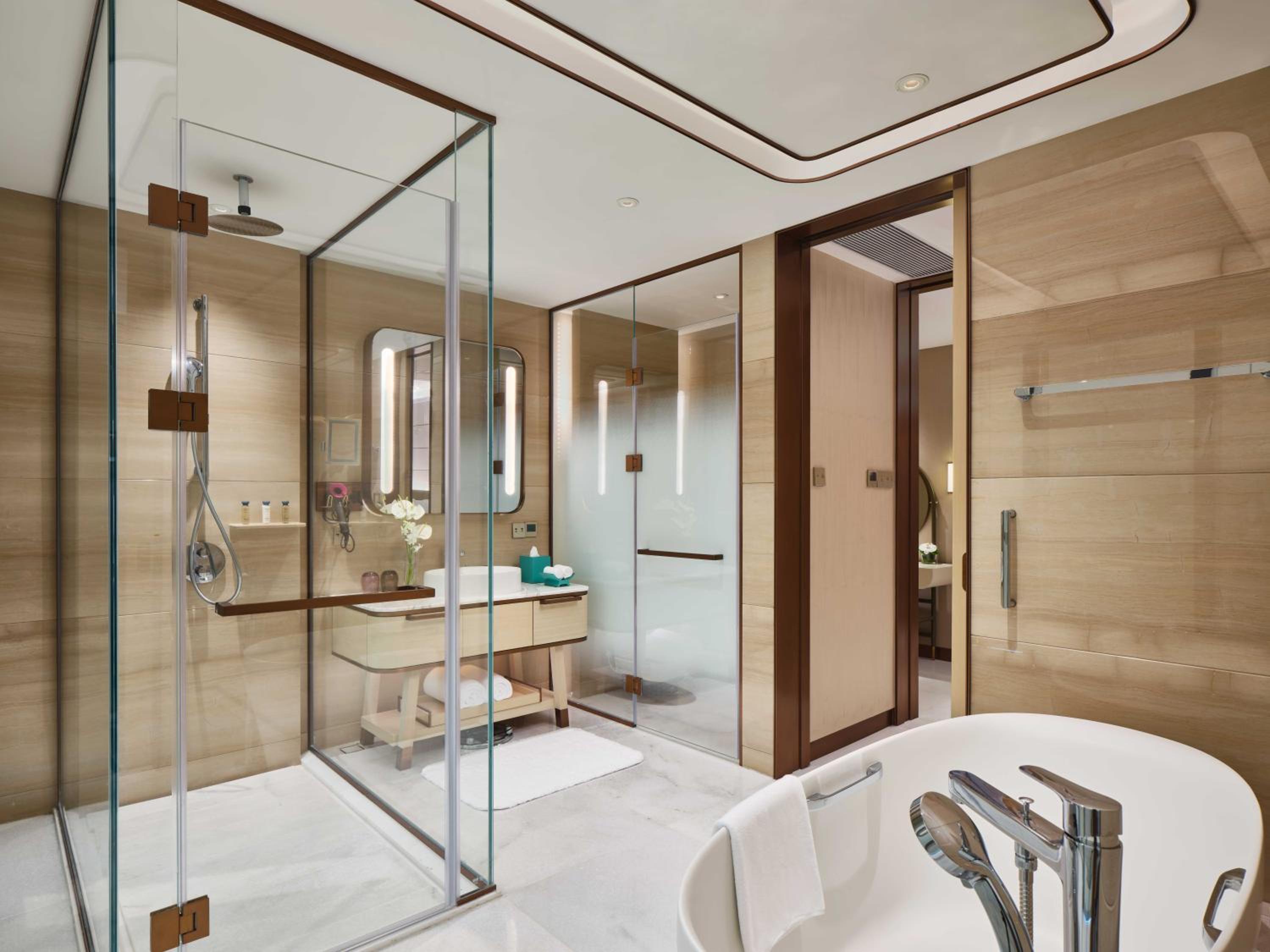 Premium Suite - Photo 6