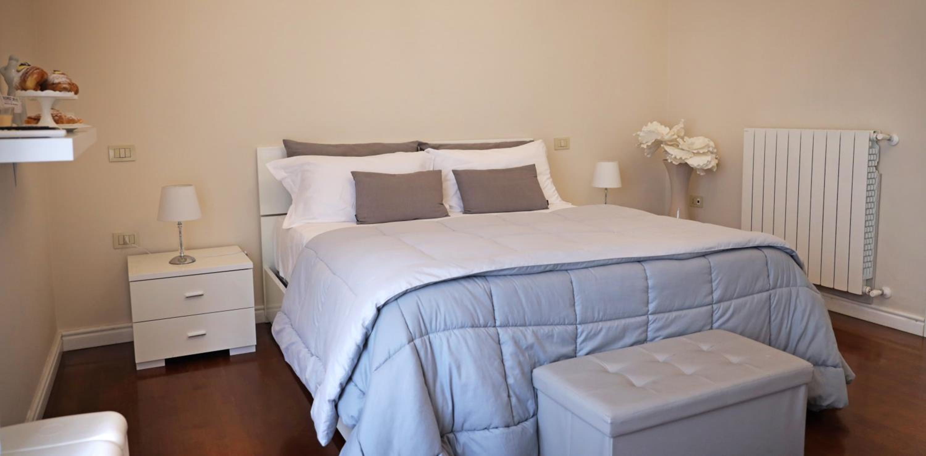 Double Room - Photo 4