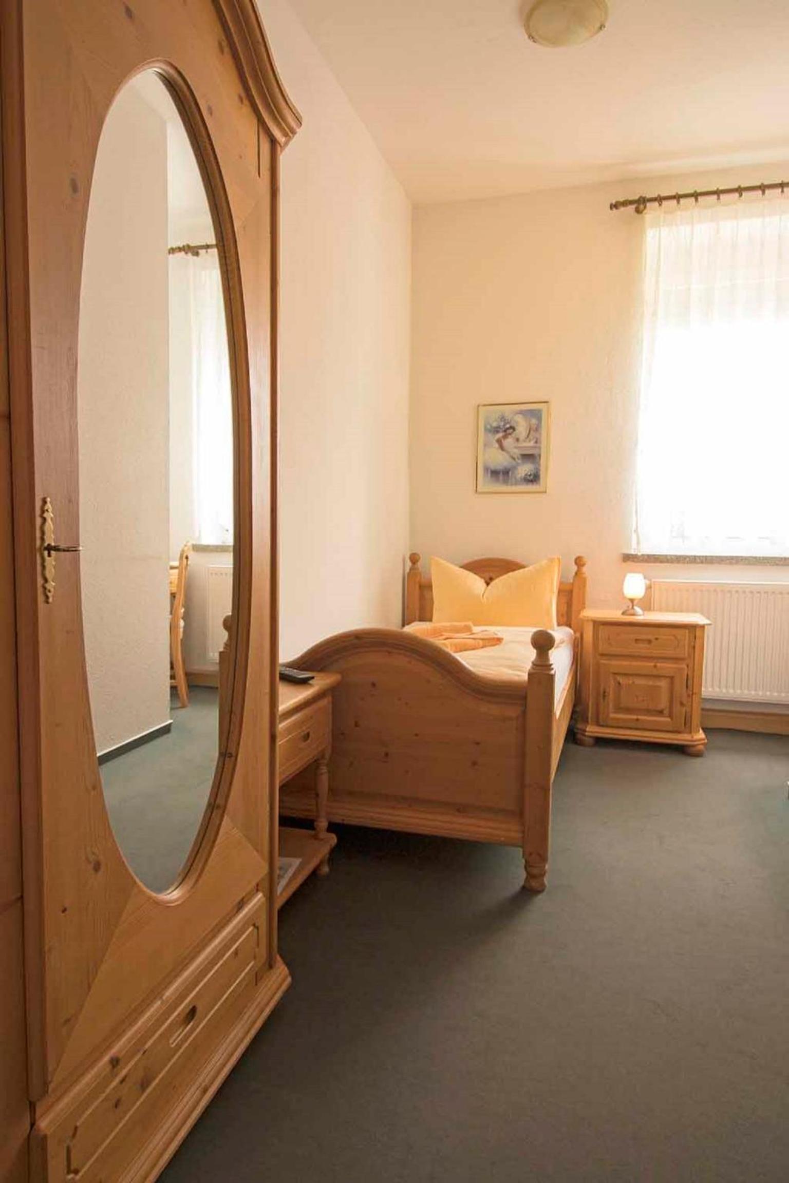Single Room photo 3