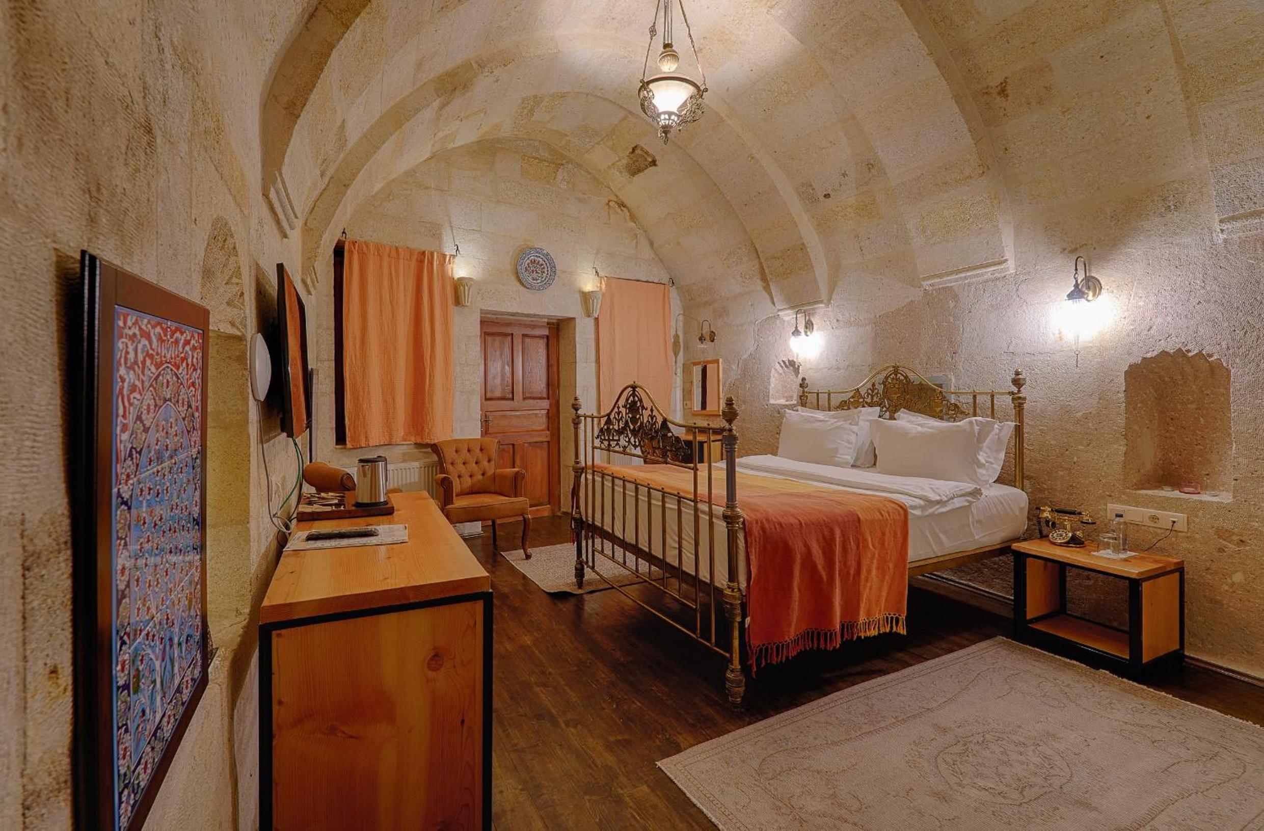 Suite with Balcony photo 2