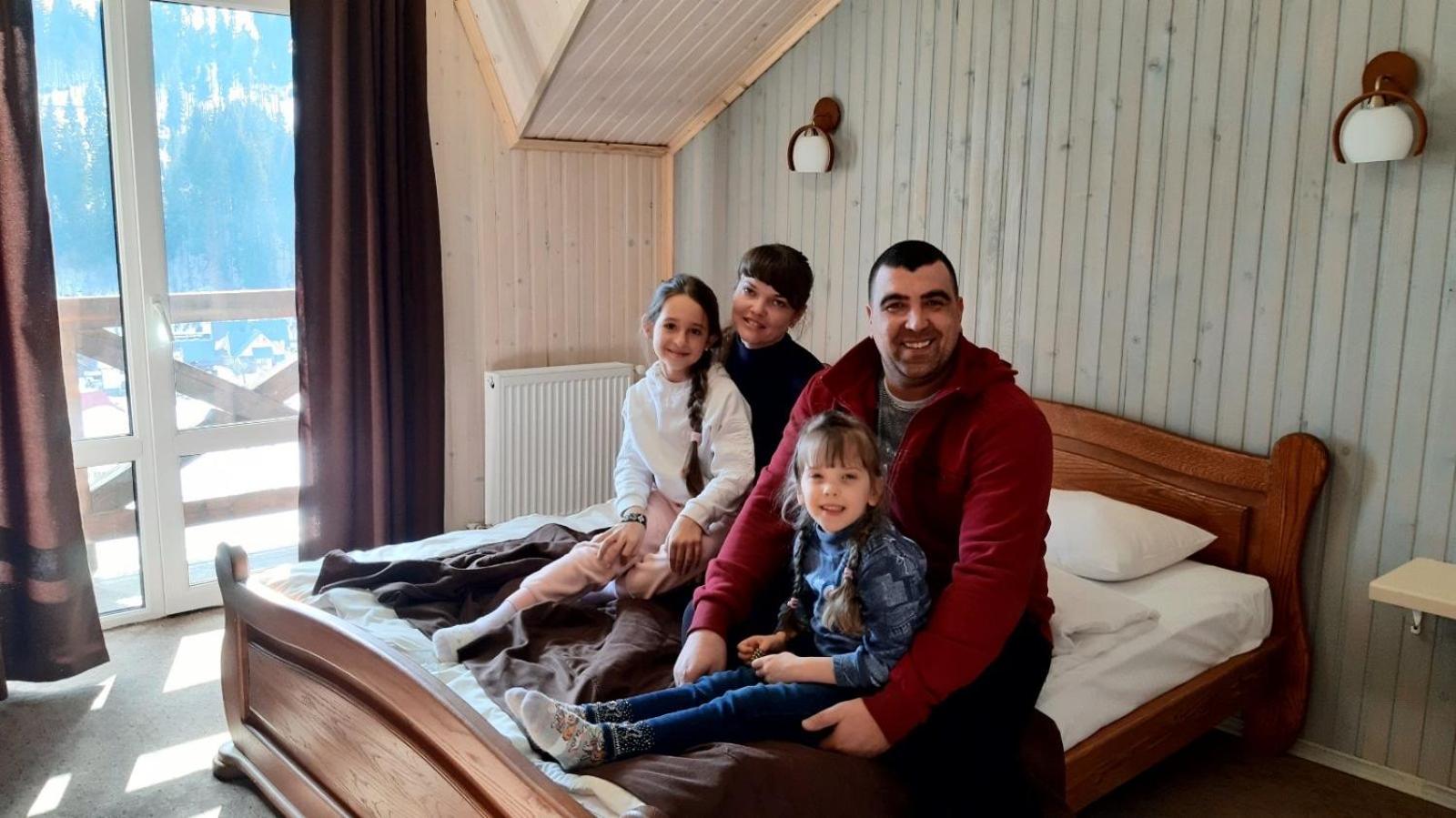 Triple Room with Mountain View