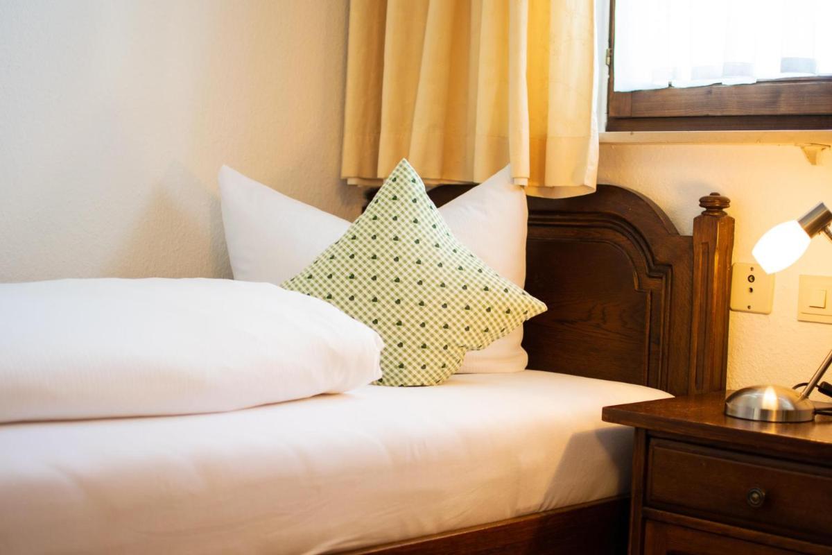 Single Room photo 3
