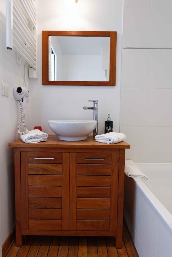 Chambre Double Classique avec Balcon et Vue sur Mer Chambre Double Classique avec Balcon et Vue sur Mer
