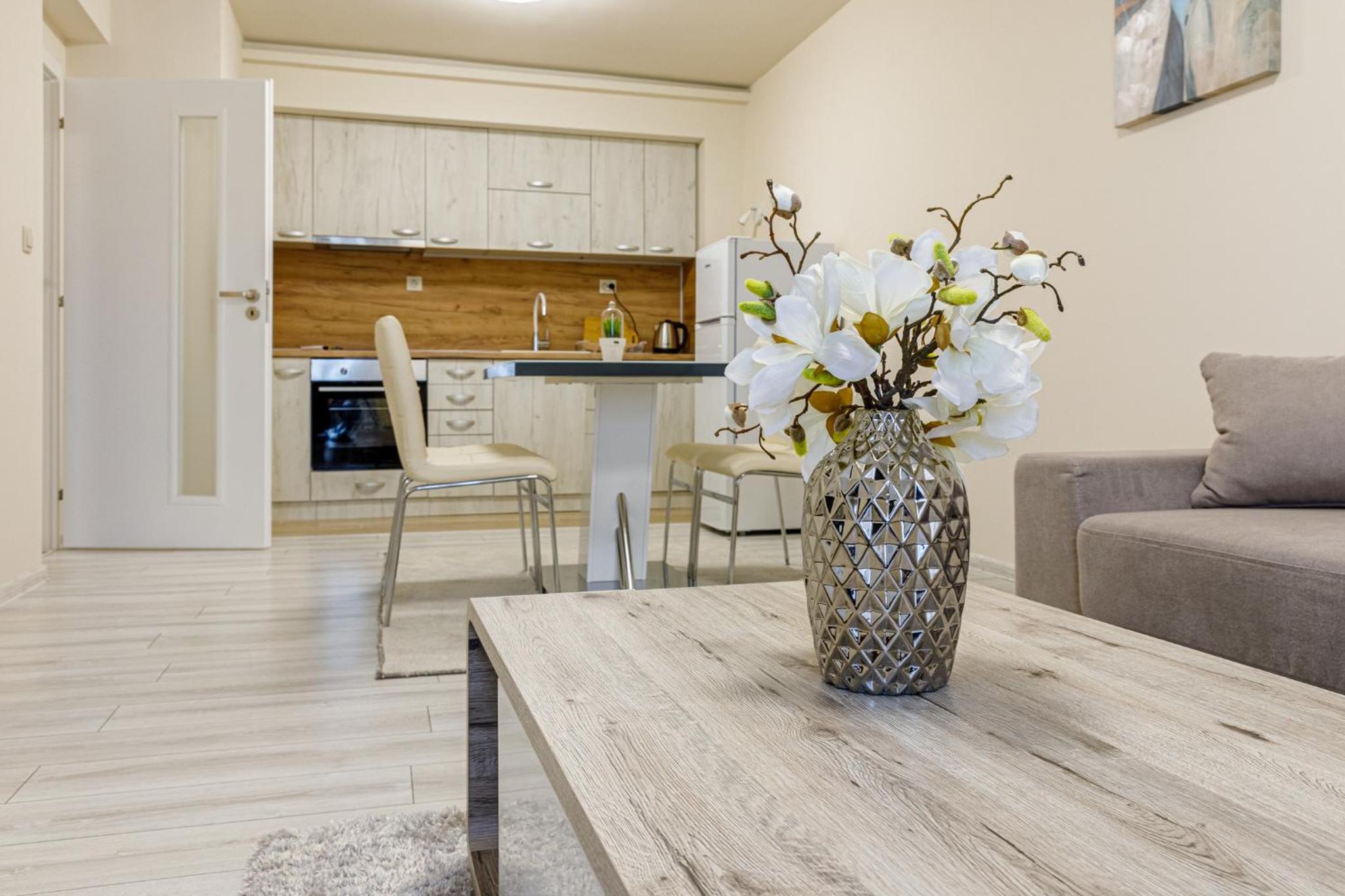 One-Bedroom Apartment - Photo 16