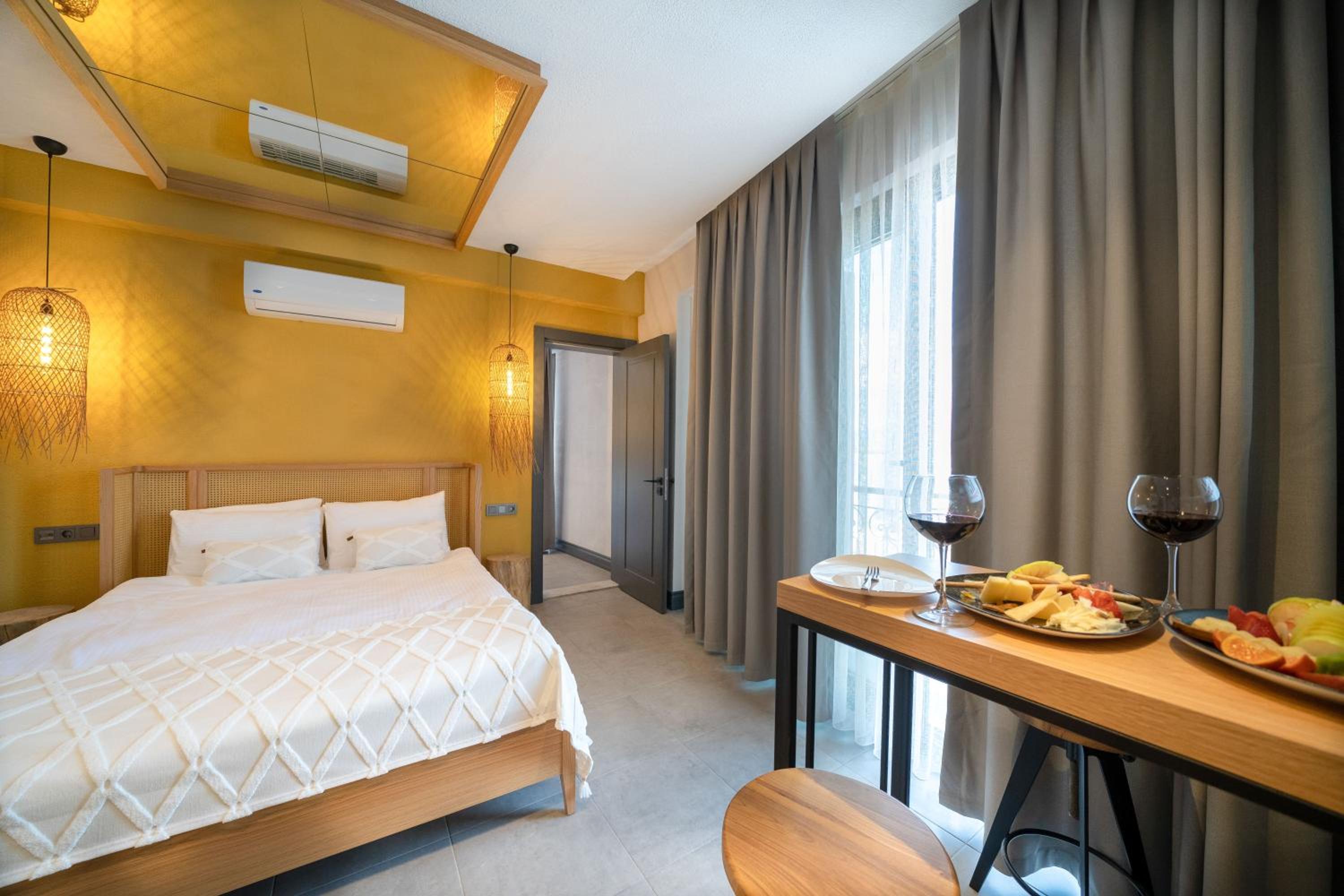 Double Room with Sea View - Photo 5
