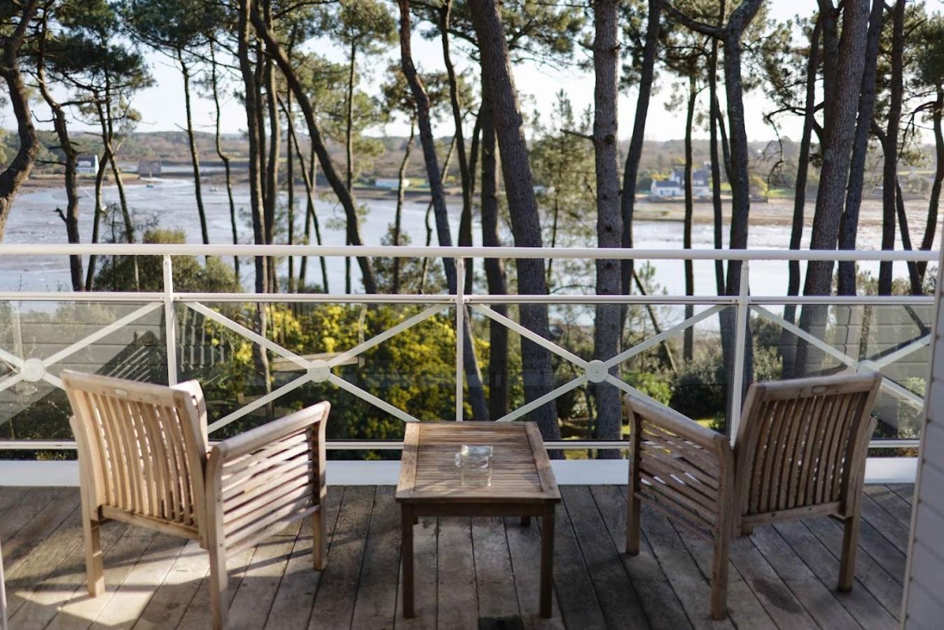 Panoramic Suite with Sea View and balcony photo 3