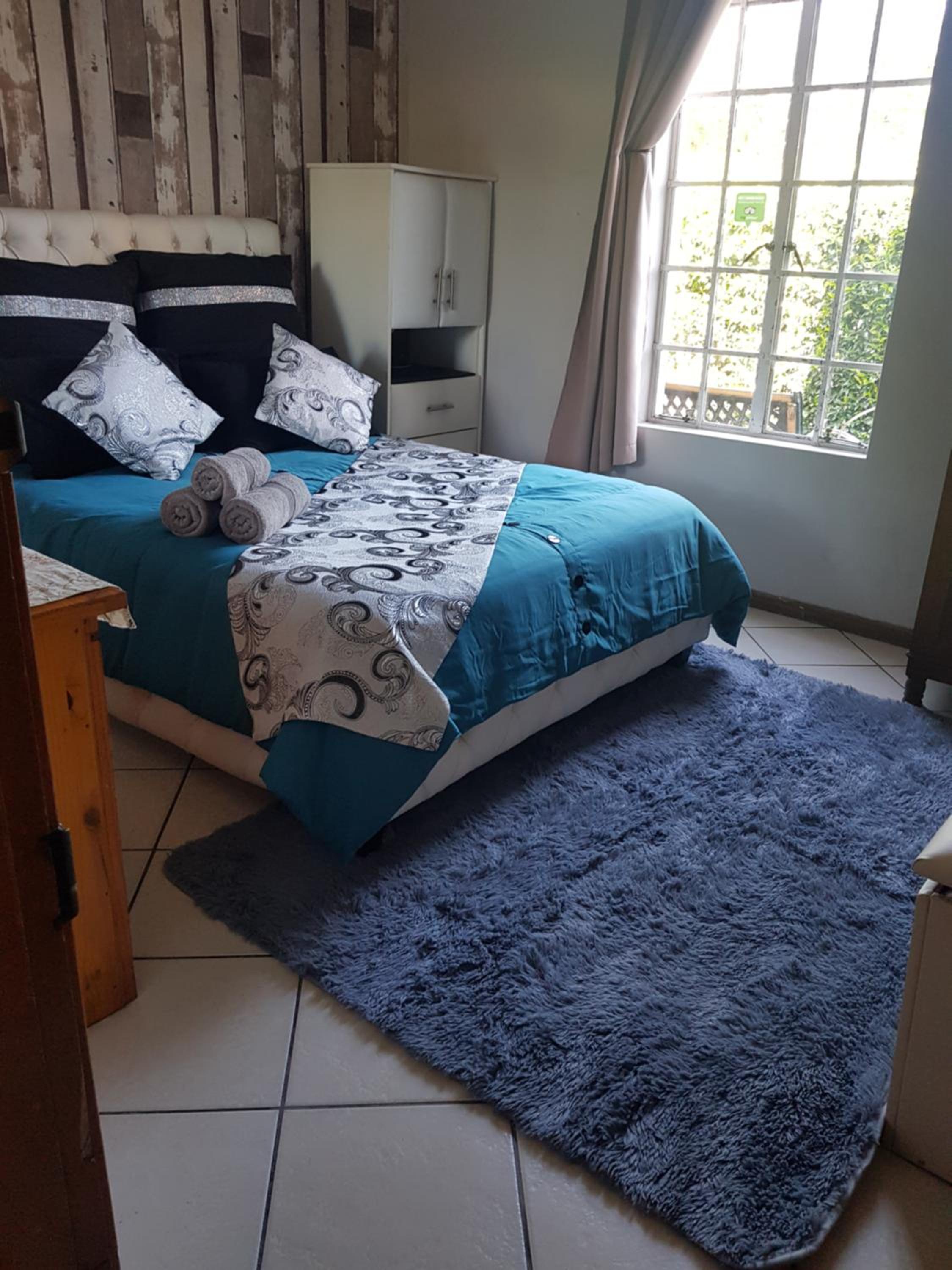 Three-Bedroom Home - Photo 1
