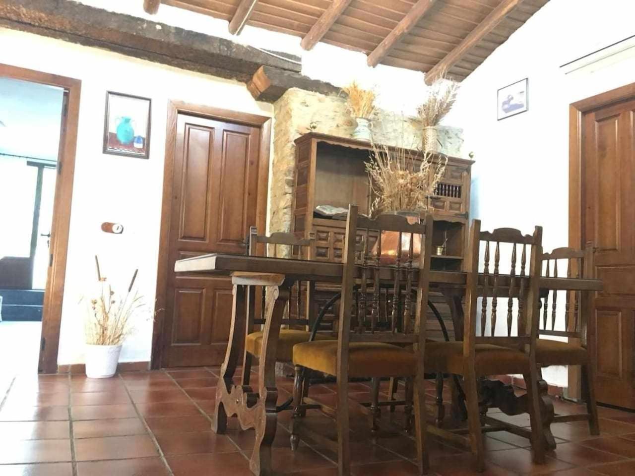Two-Bedroom House photo 3