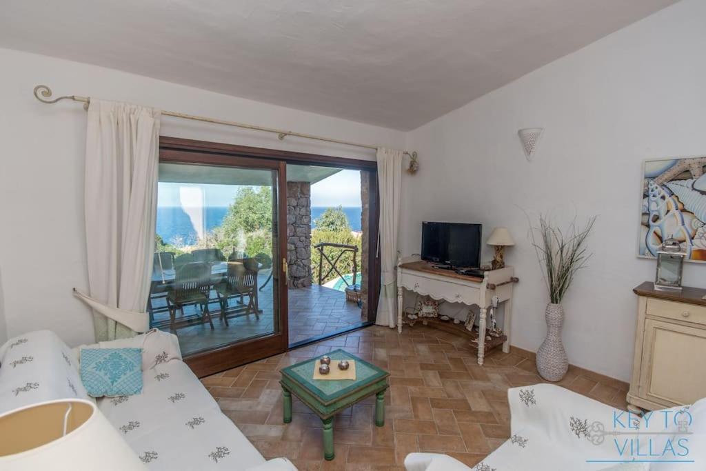 Two-Bedroom Villa photo 1