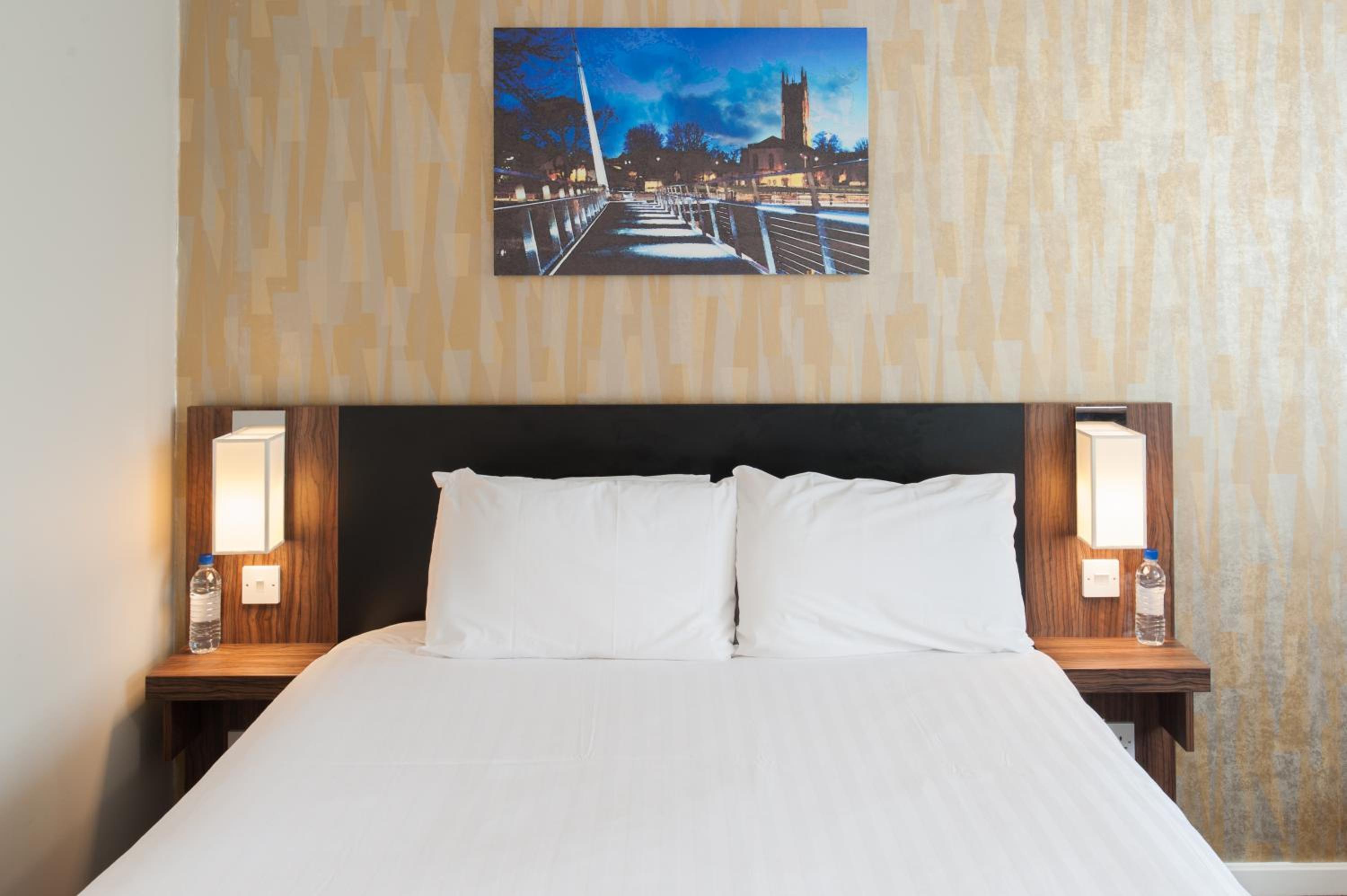 Double Room - Photo 5