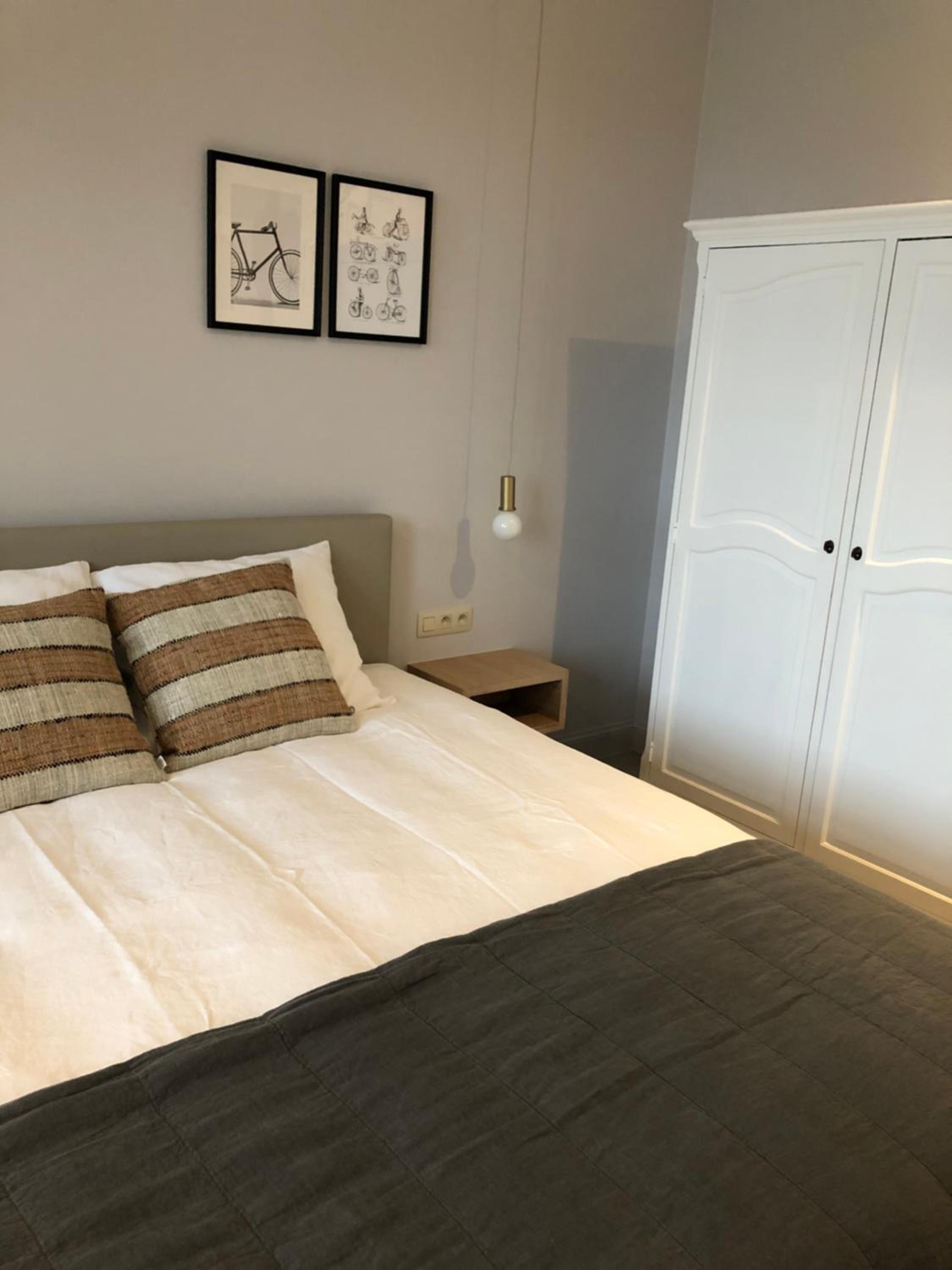 Deluxe King Room photo 2