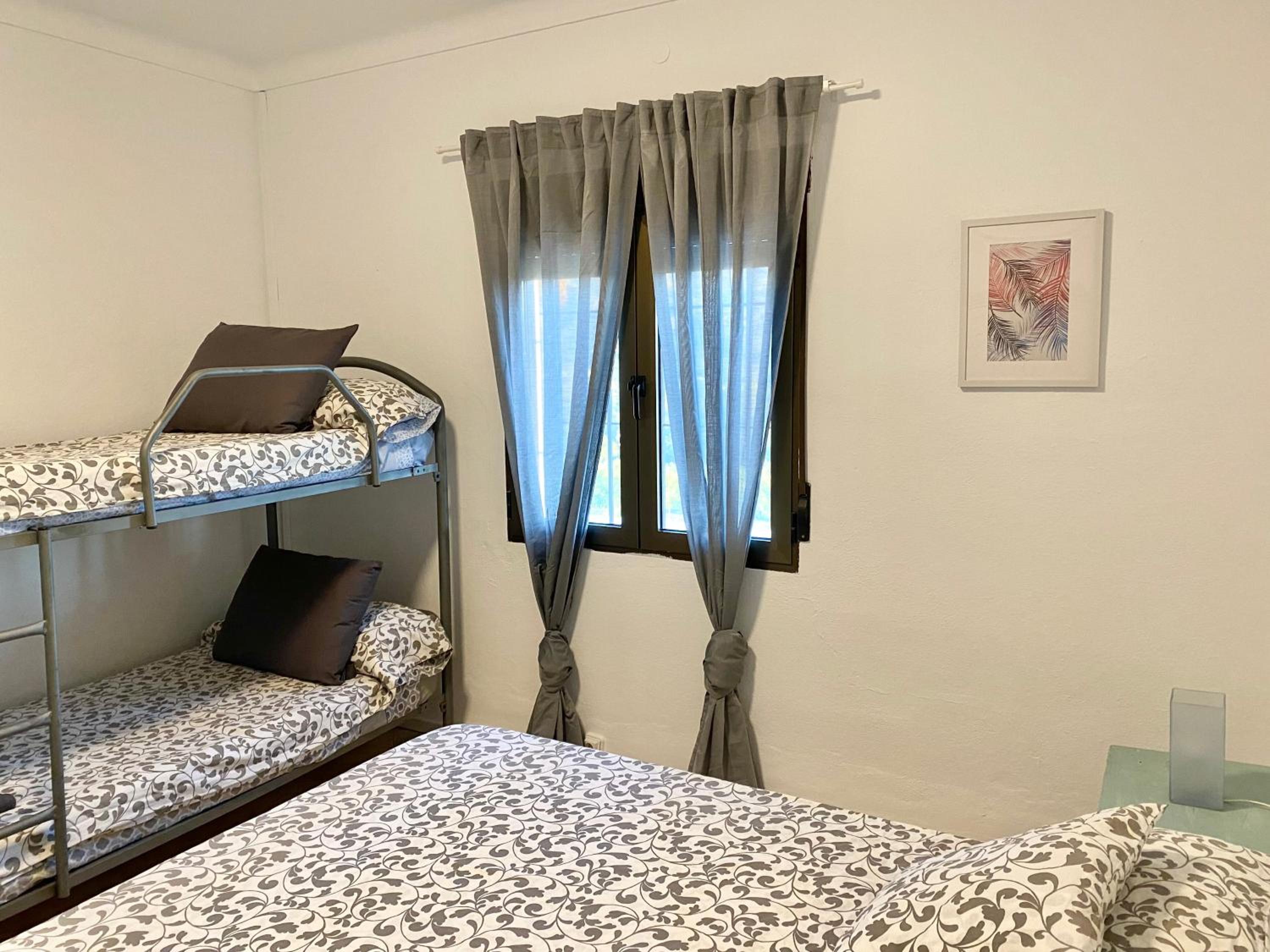 Three-Bedroom House photo 2