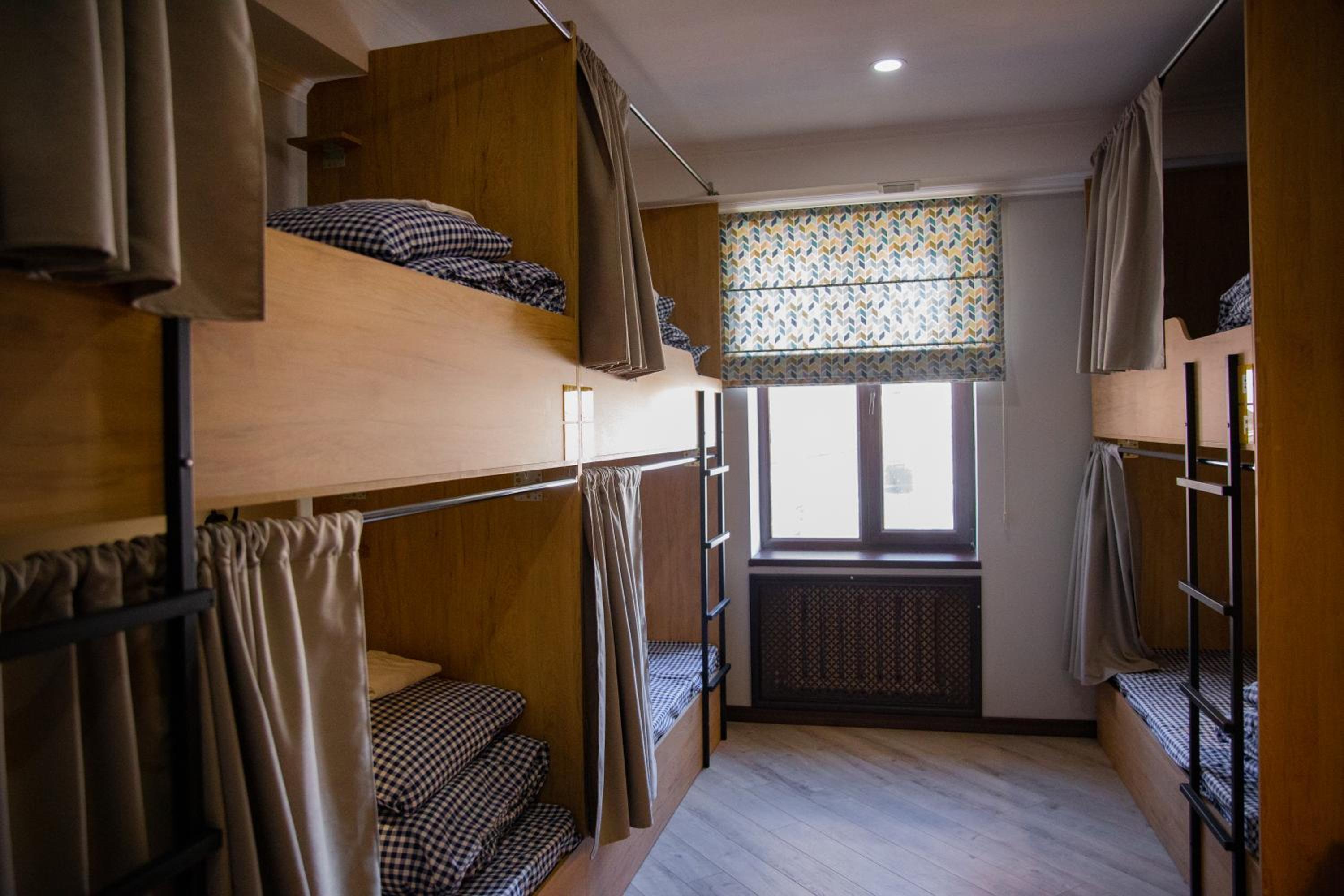Bed in 6-Bed Dormitory Room photo 3