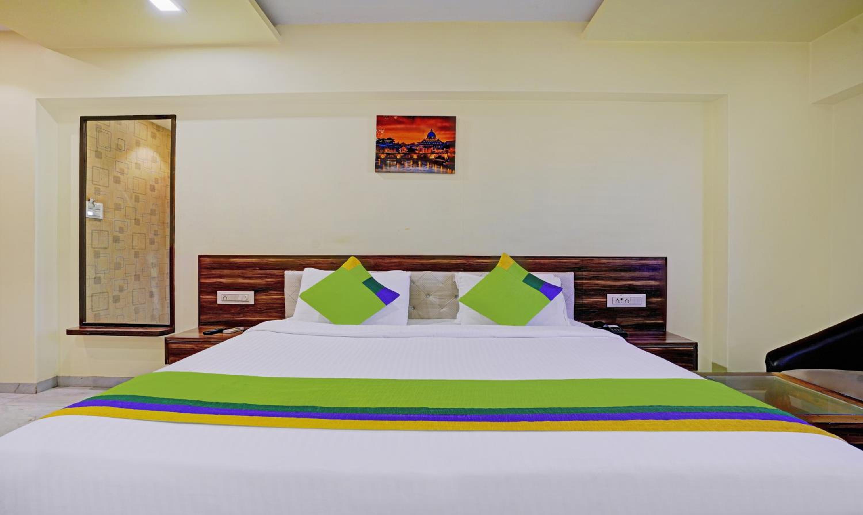 Deluxe Double Room photo 3