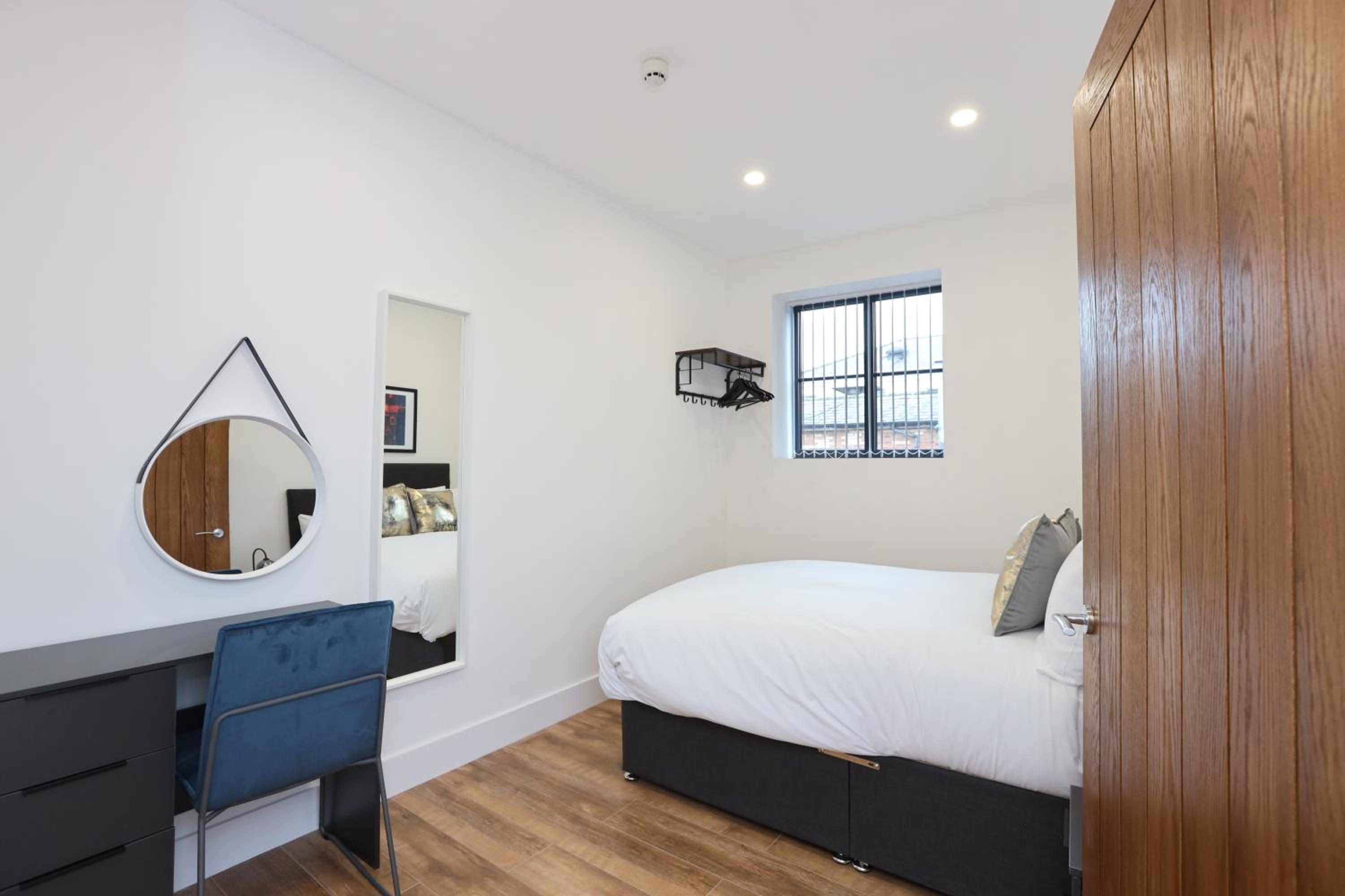 Three-Bedroom Apartment - Photo 1