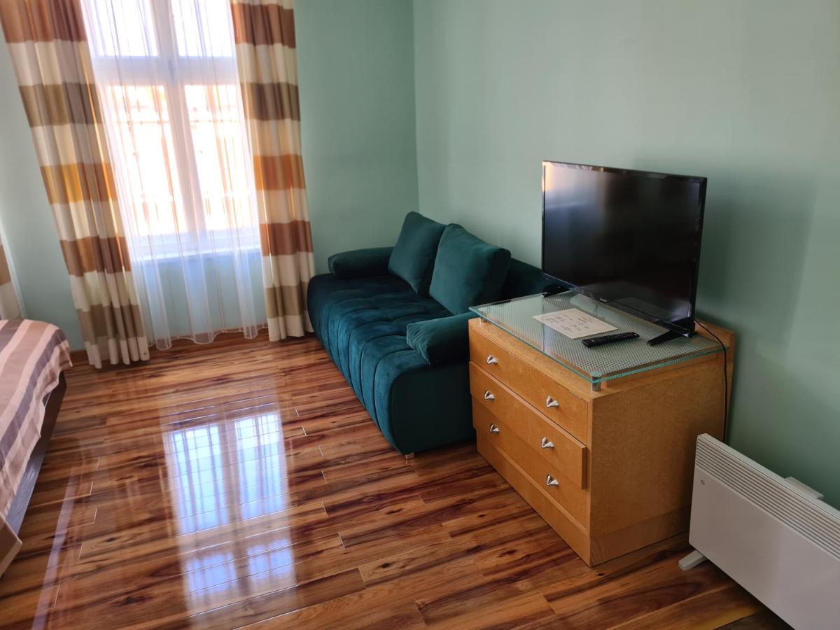 Deluxe King Room photo 3