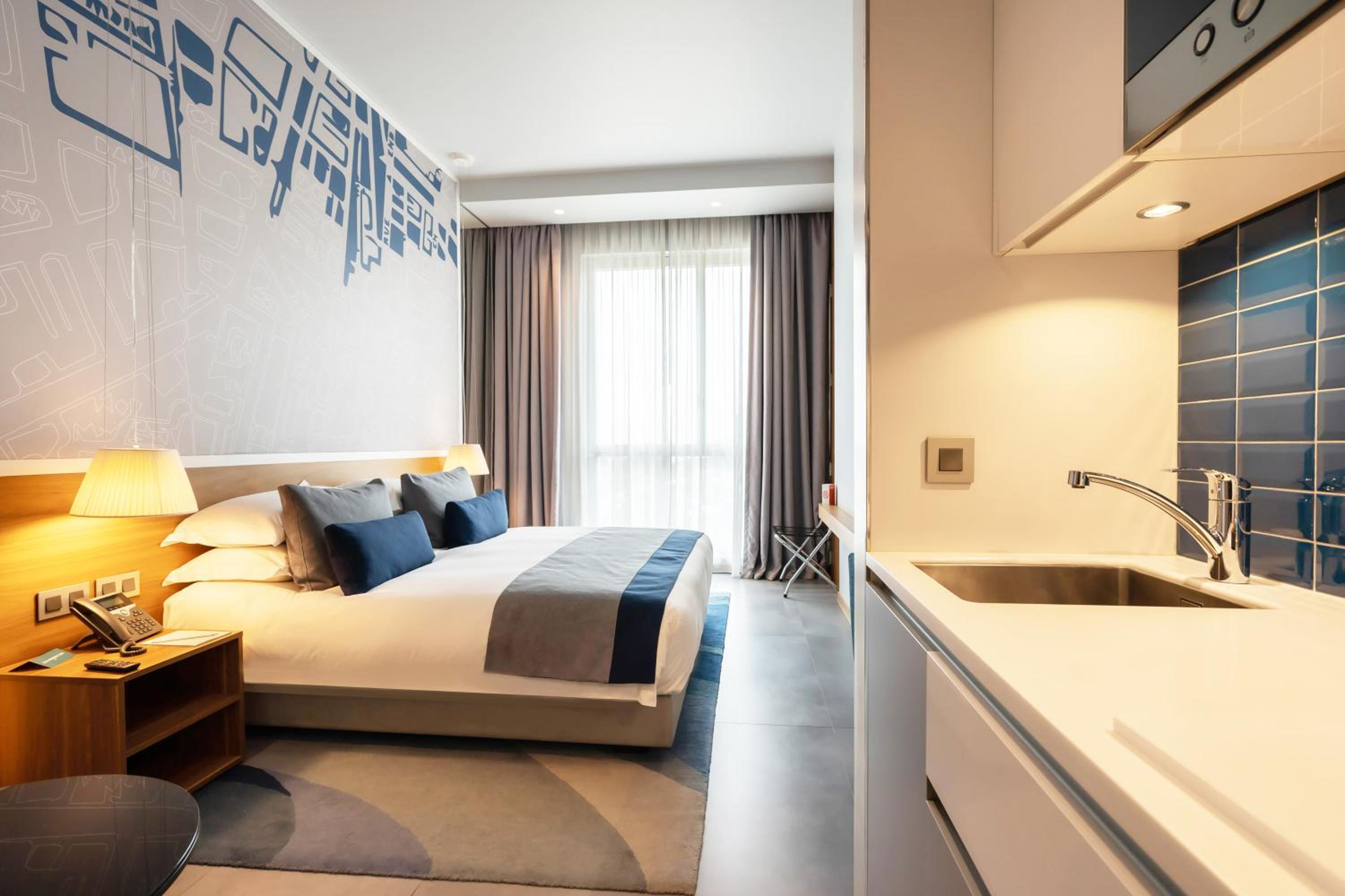 Deluxe Room photo 2