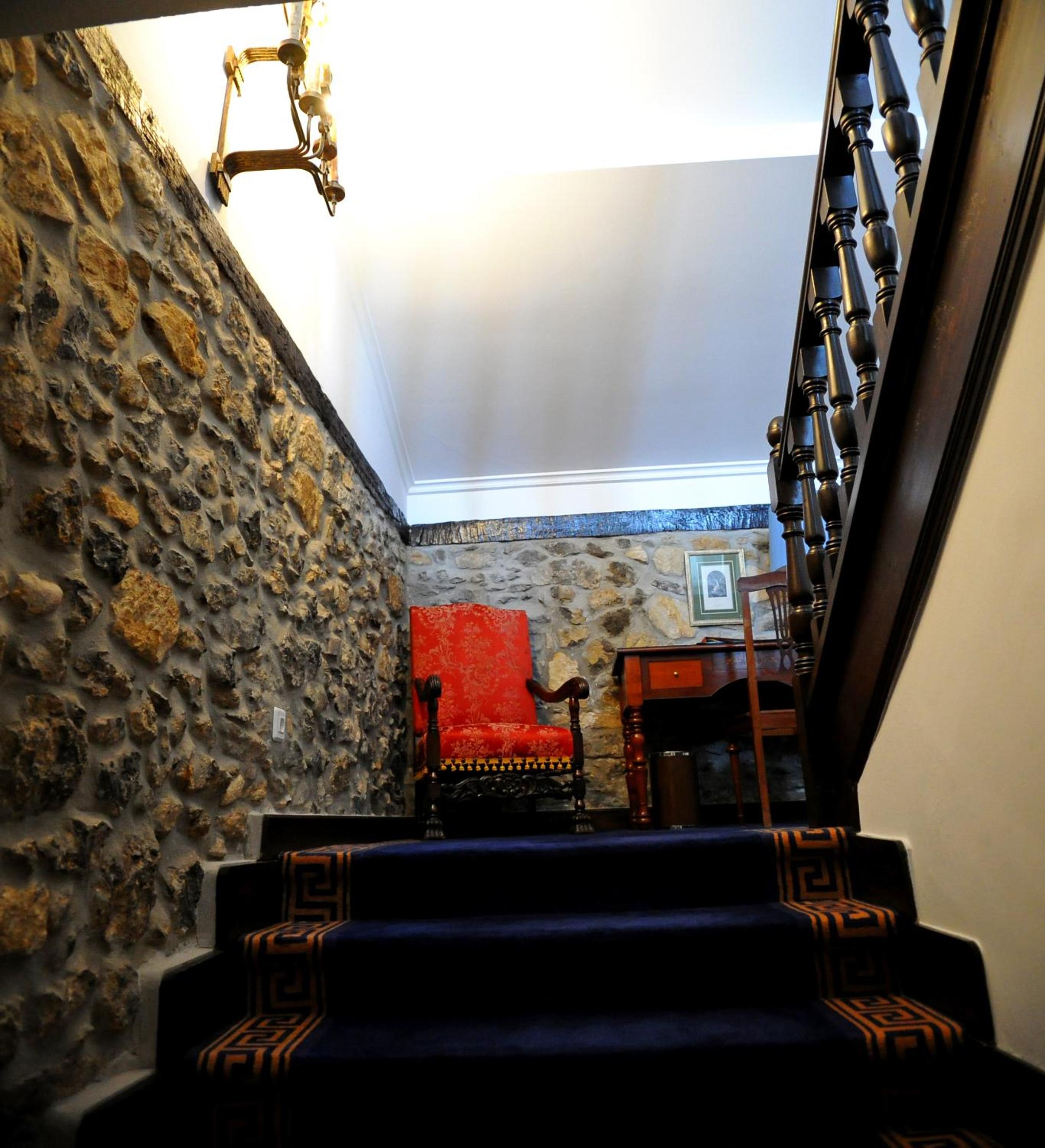 Superior Quadruple Room - Photo 4