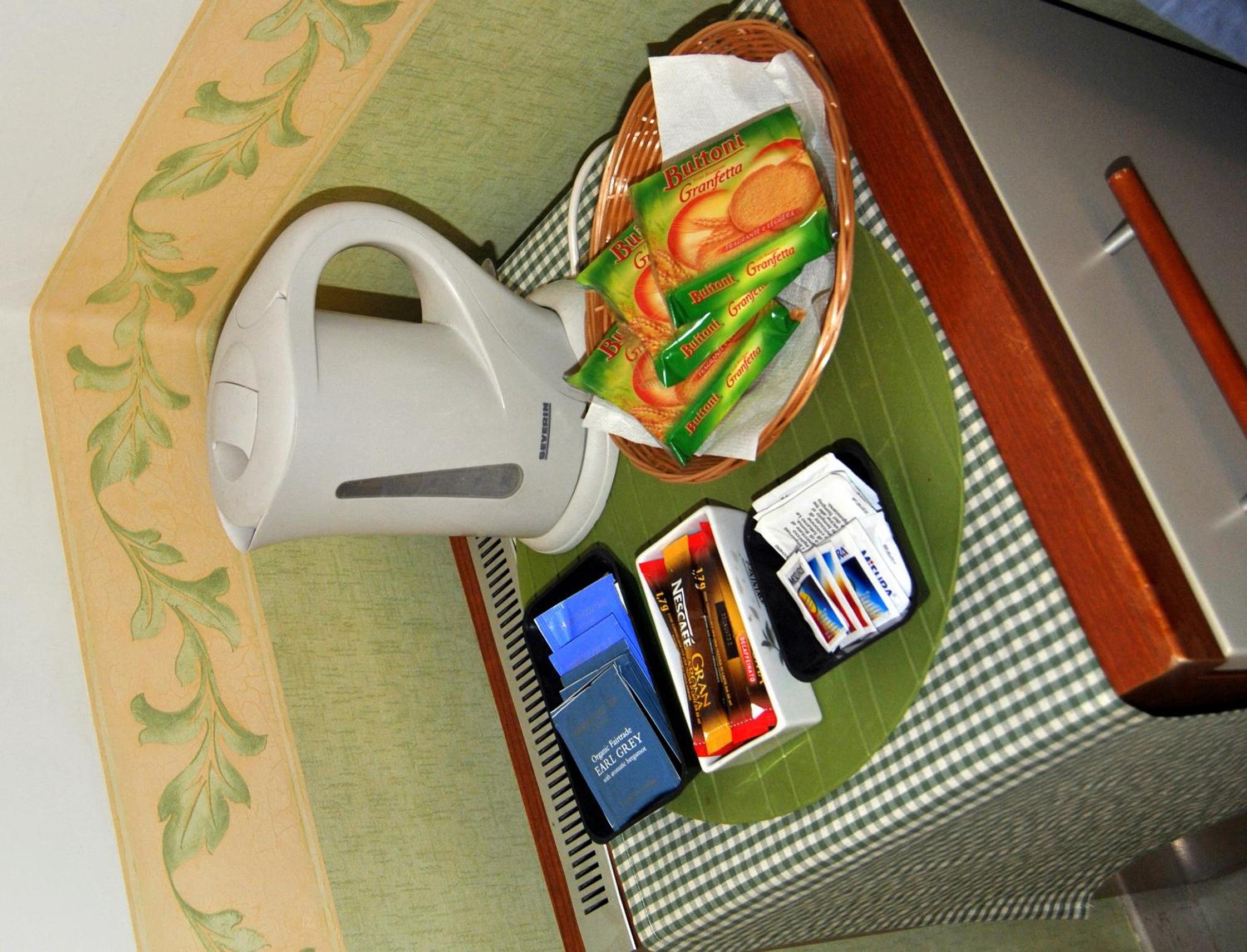 Double Room with Private External Bathroom photo 3