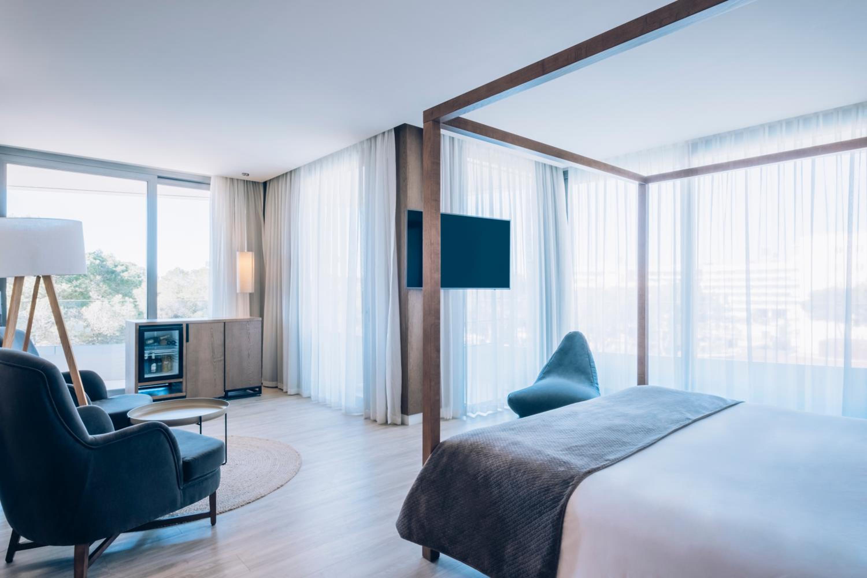 Suite con vista a la piscina