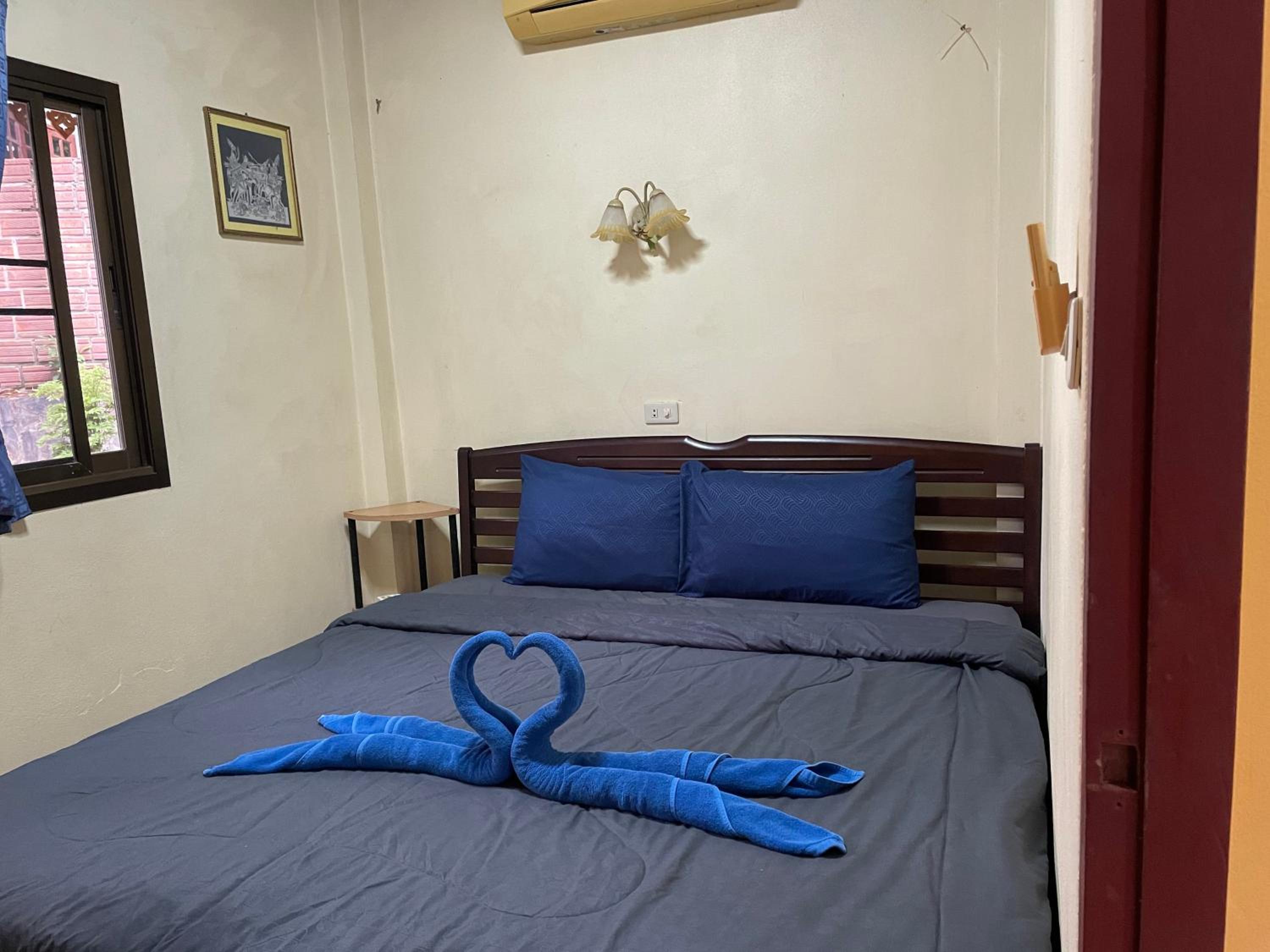 Two-Bedroom Chalet - Photo 5