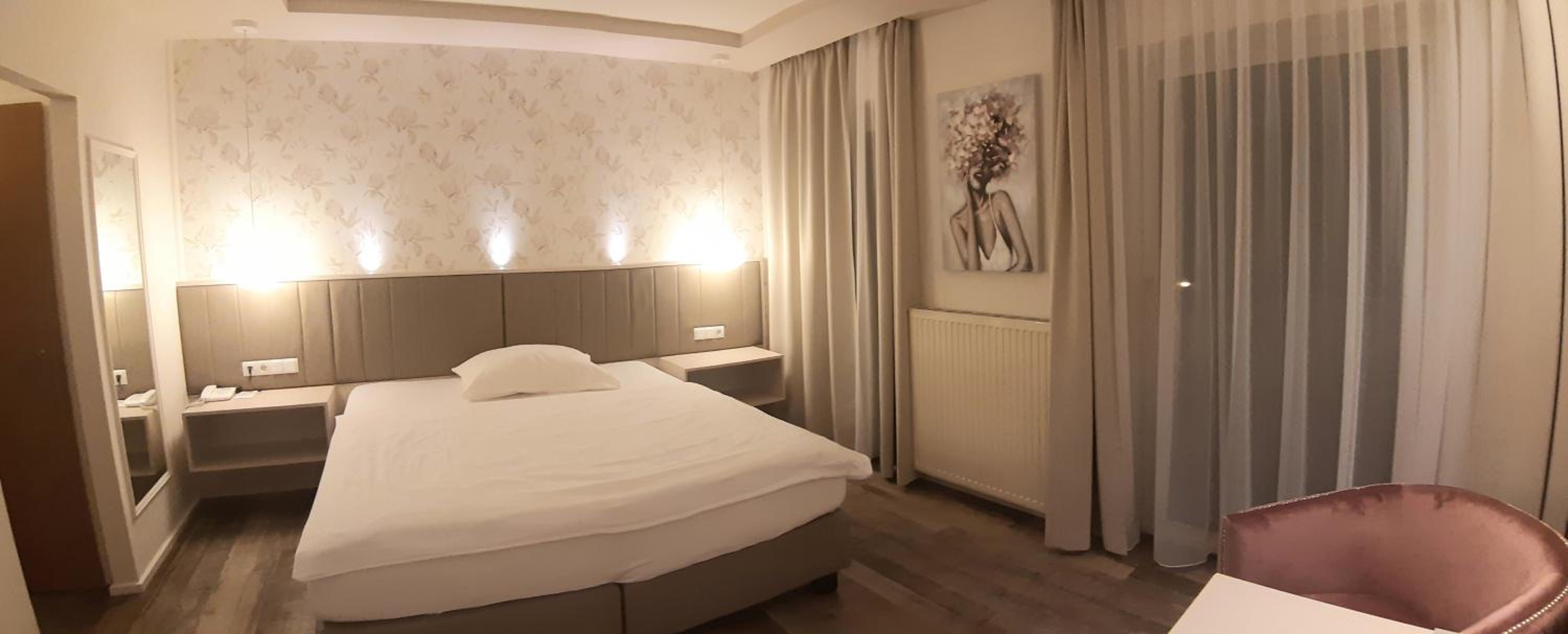 Large Single Room photo 2