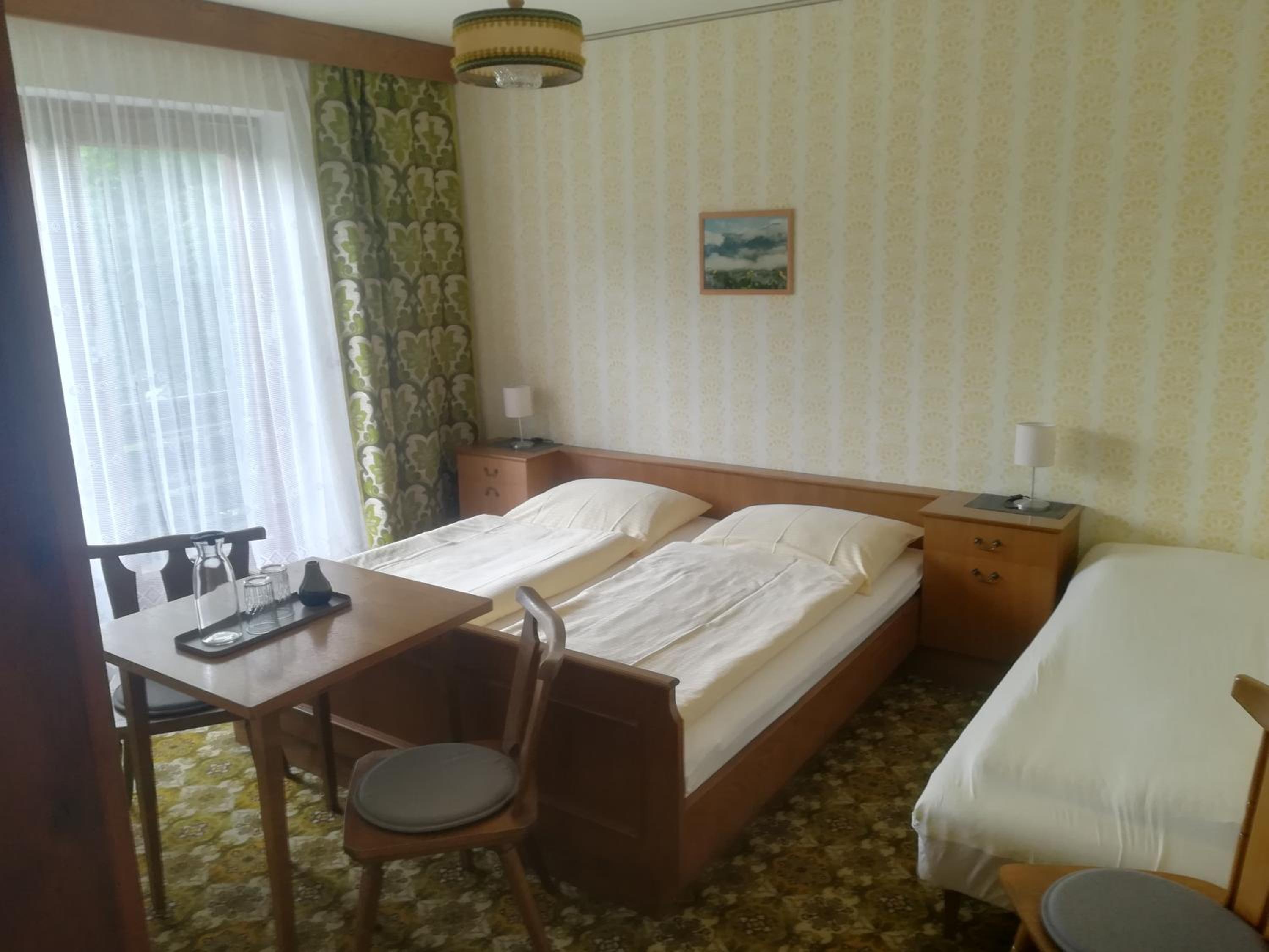 Double Room with Extra Bed photo 1