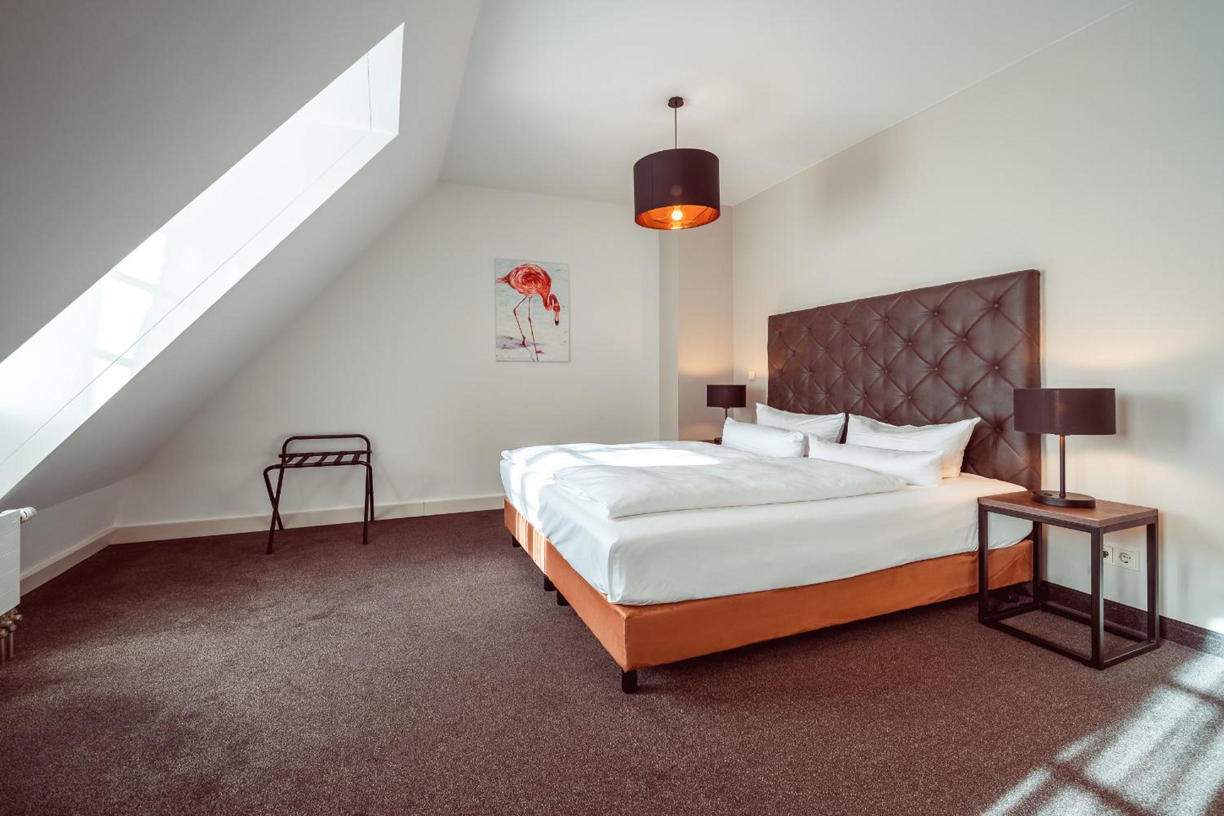 Two-Bedroom Apartment - Photo 3