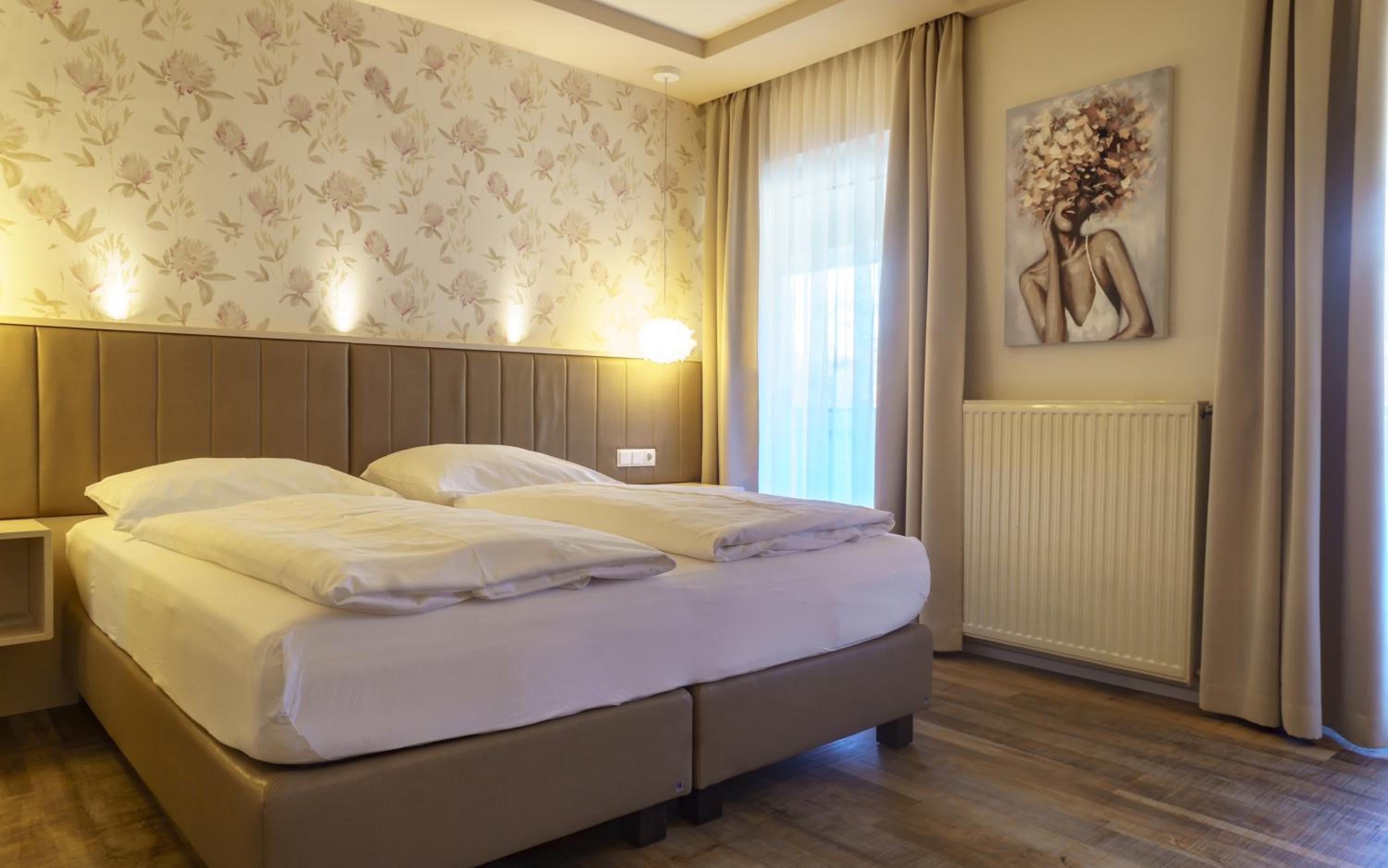 Large Single Room photo 1