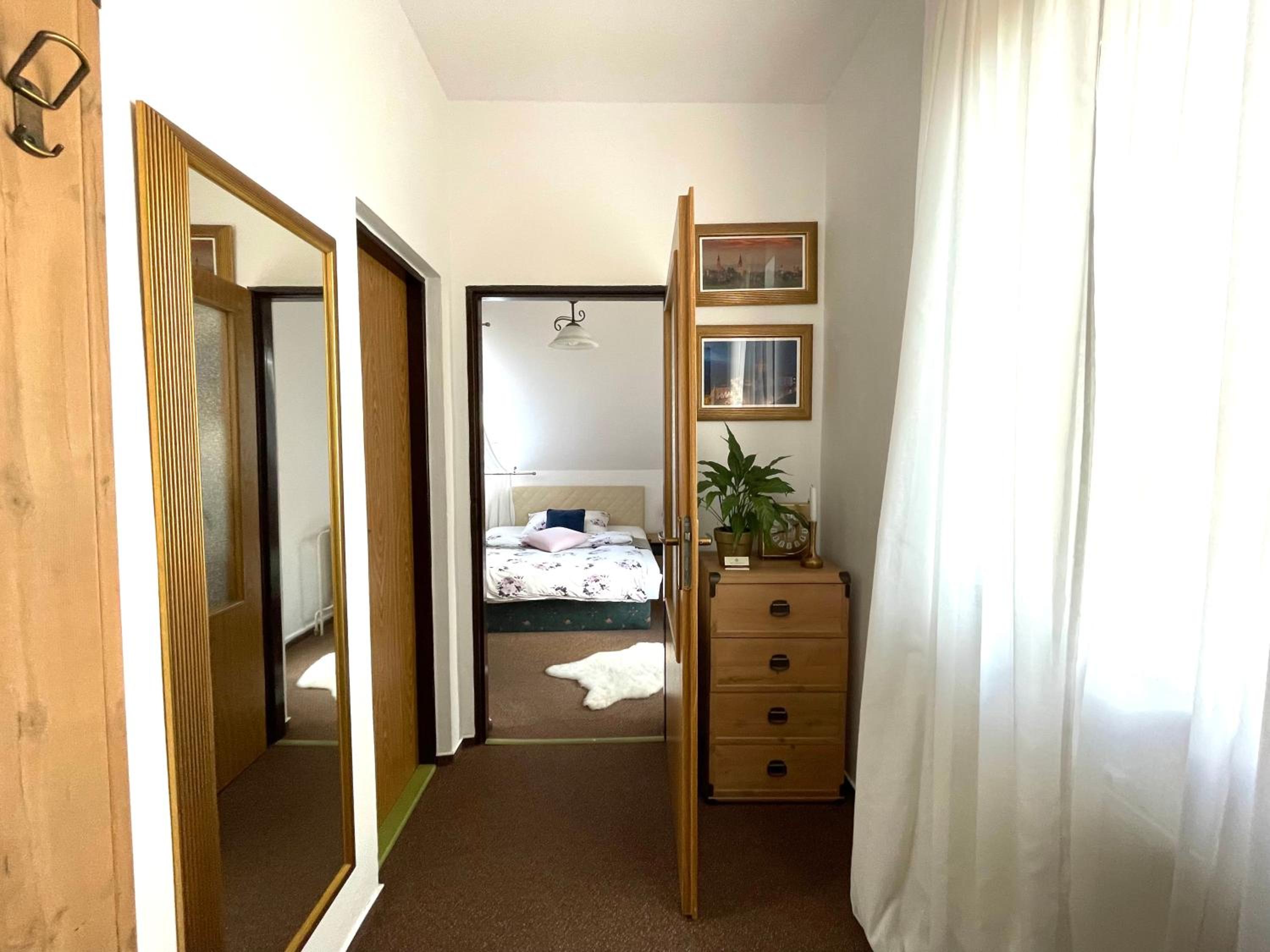 Large Single Room photo 3
