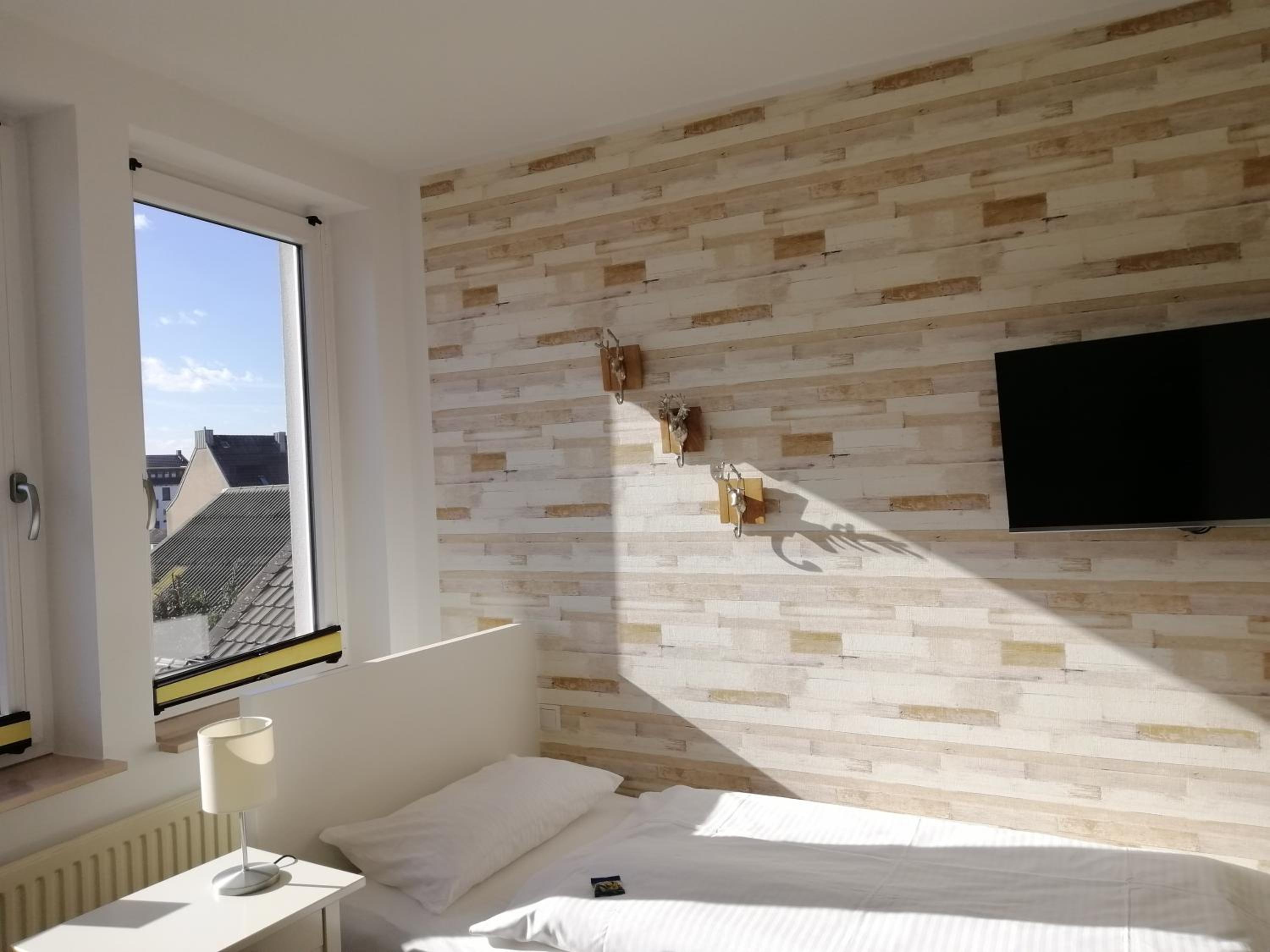 Single Room photo 2