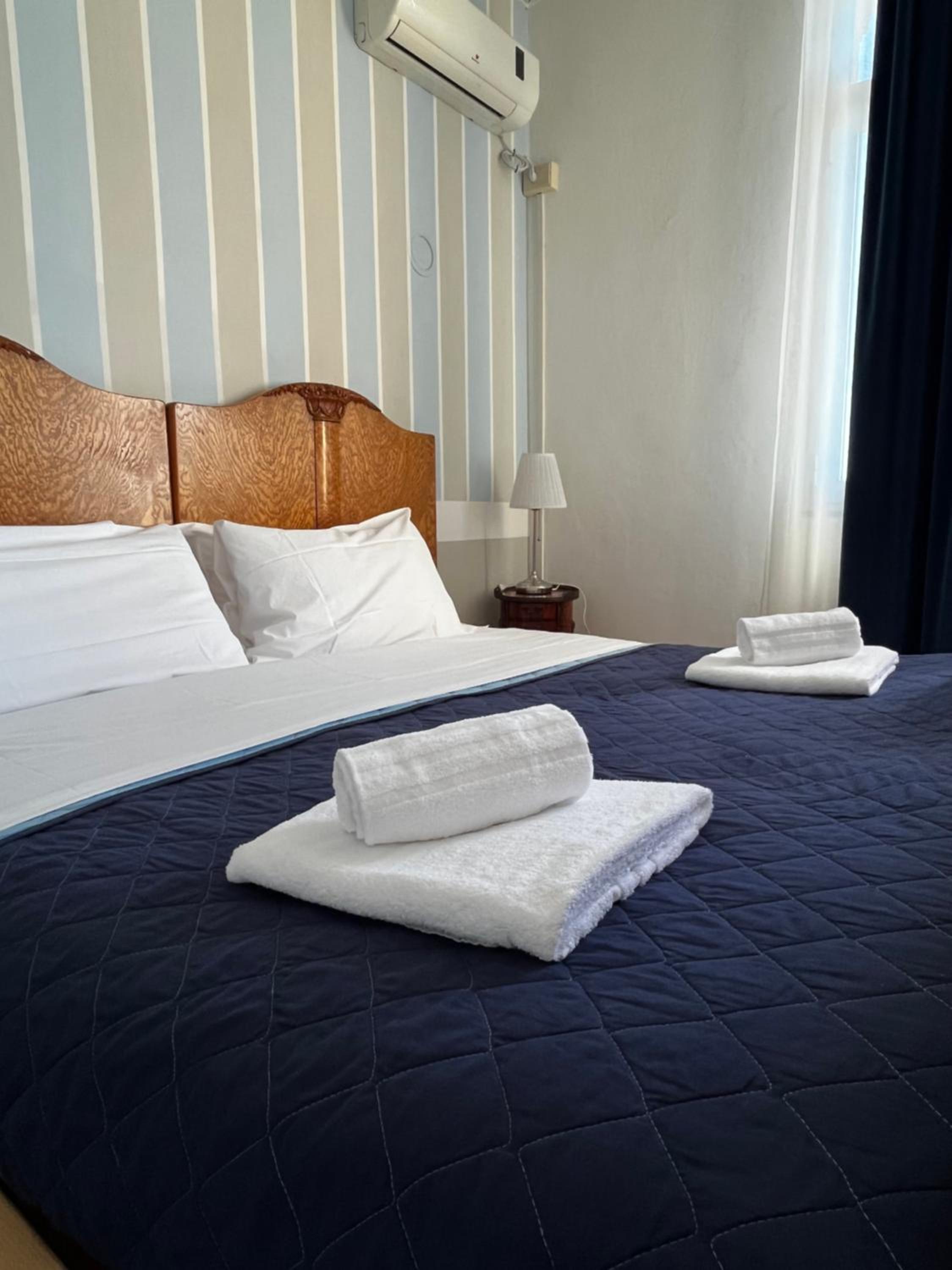 Double Room - Photo 1
