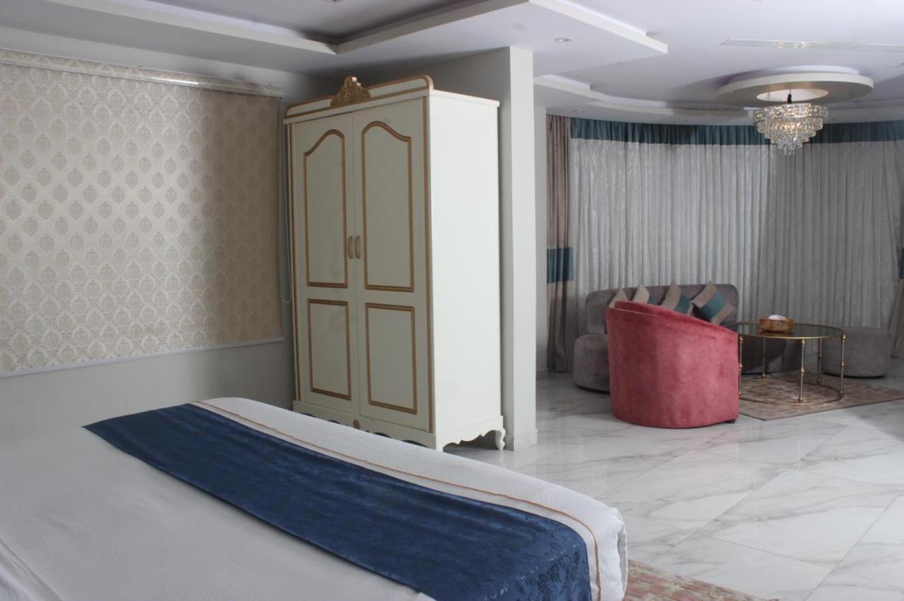 King Suite with Balcony
