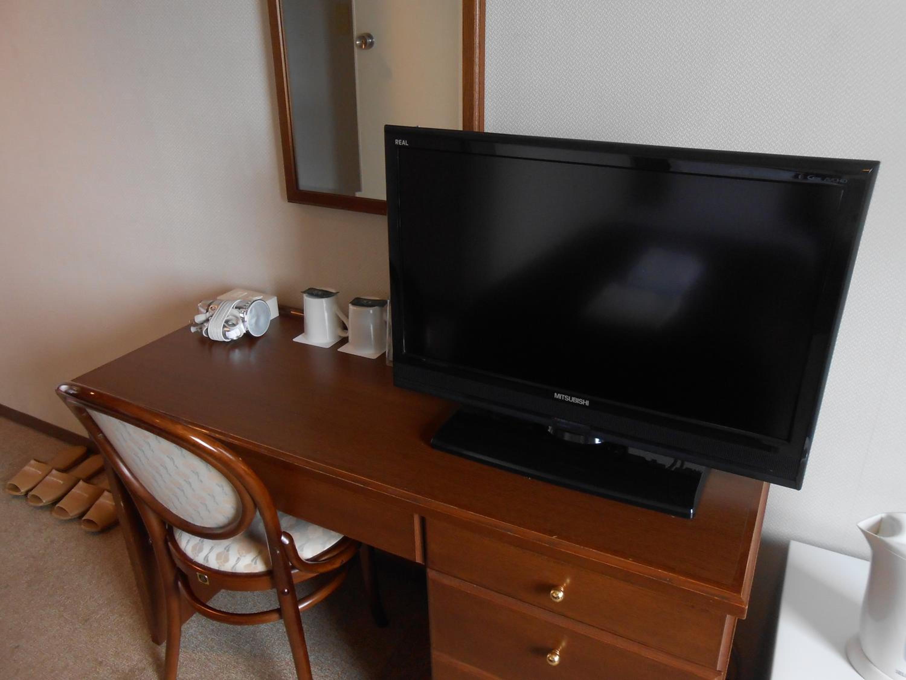 Double Room with Small Double Bed - Non-Smoking photo 2