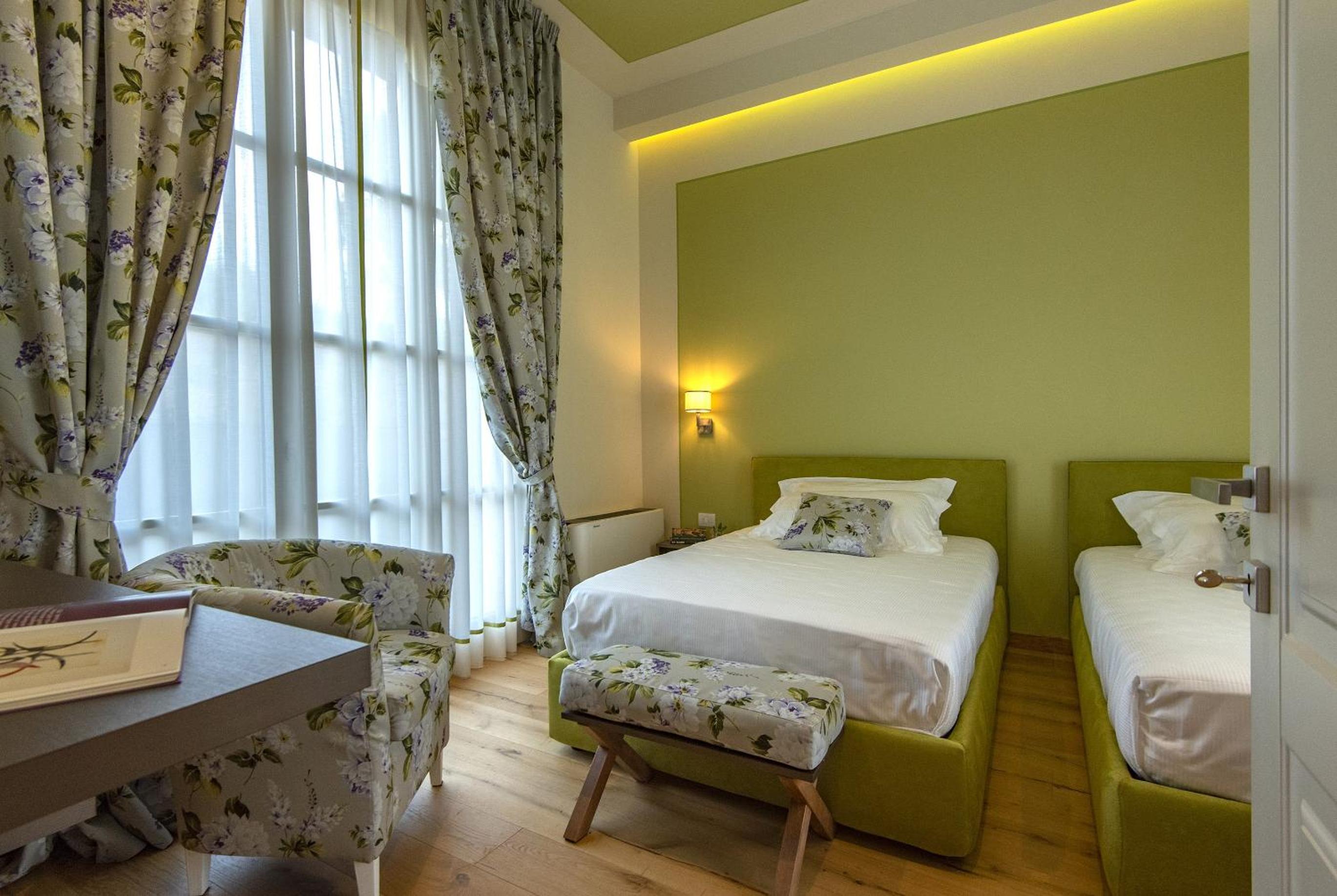 Queen Suite