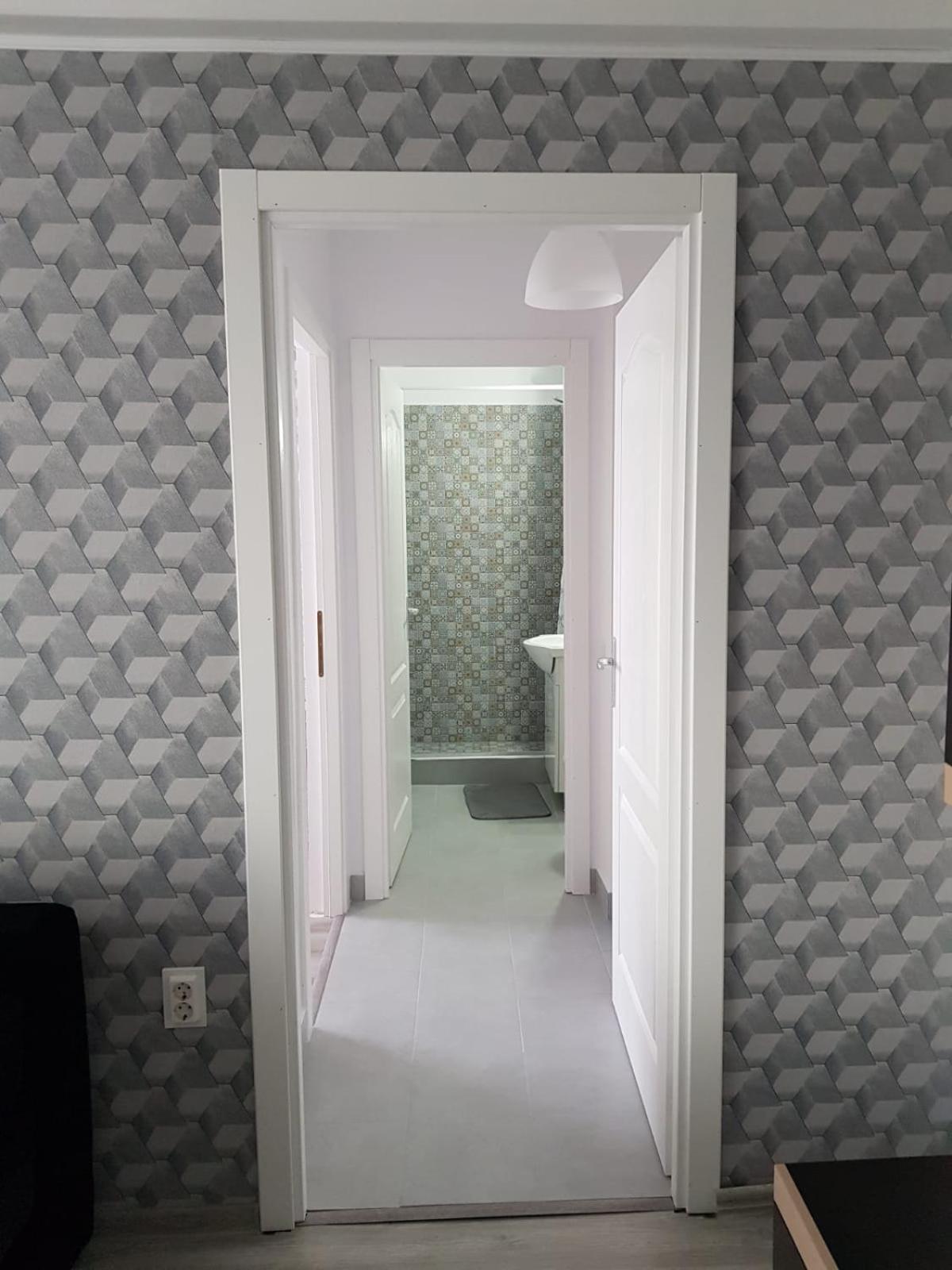 One-Bedroom Apartment - Photo 15