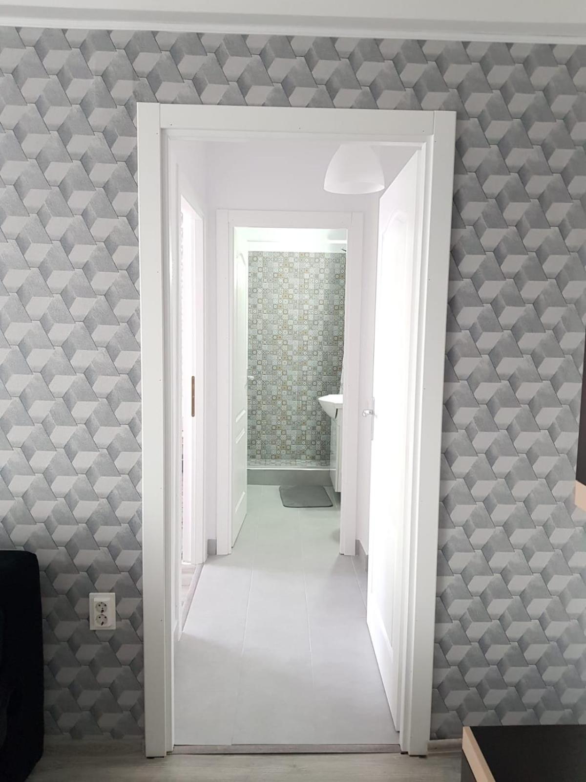 One-Bedroom Apartment - Photo 21