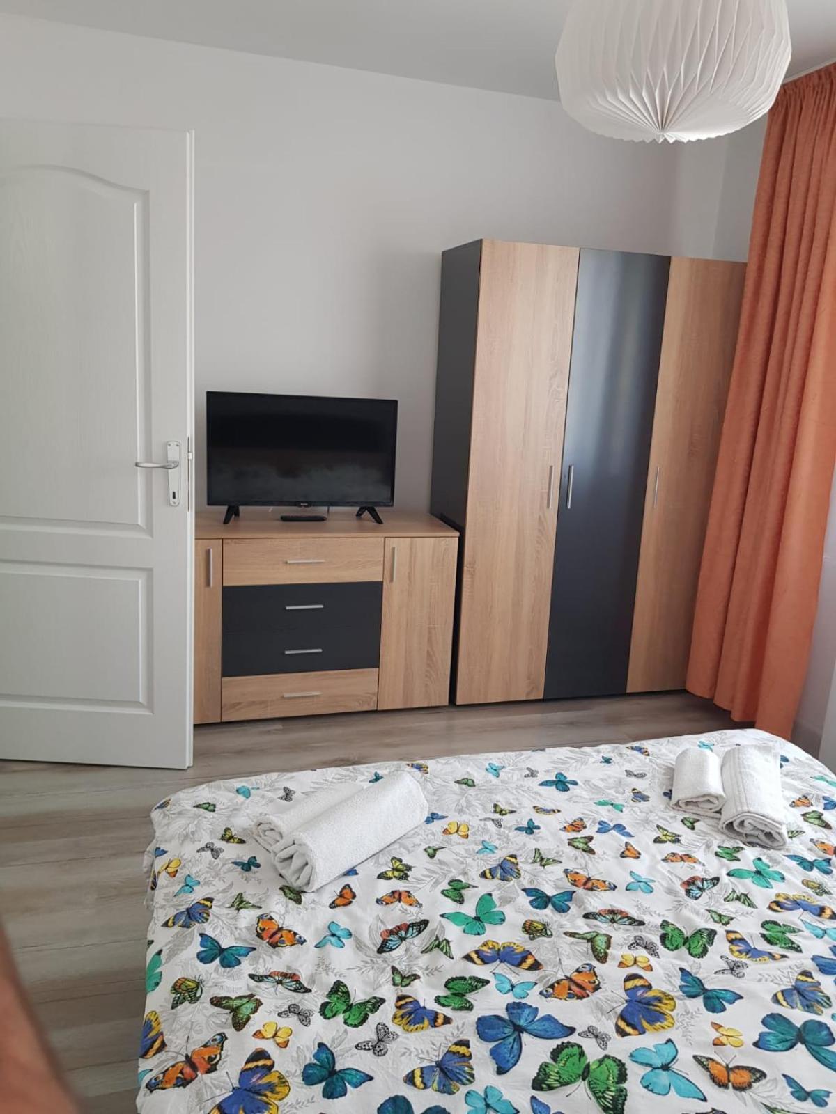 One-Bedroom Apartment - Photo 27