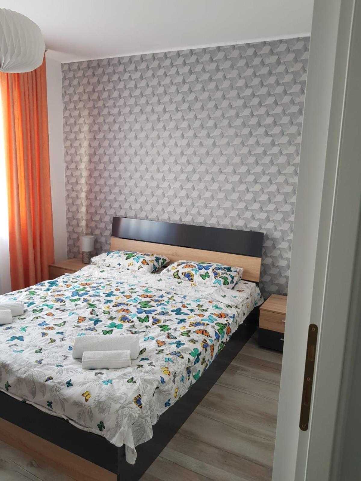 One-Bedroom Apartment - Photo 20