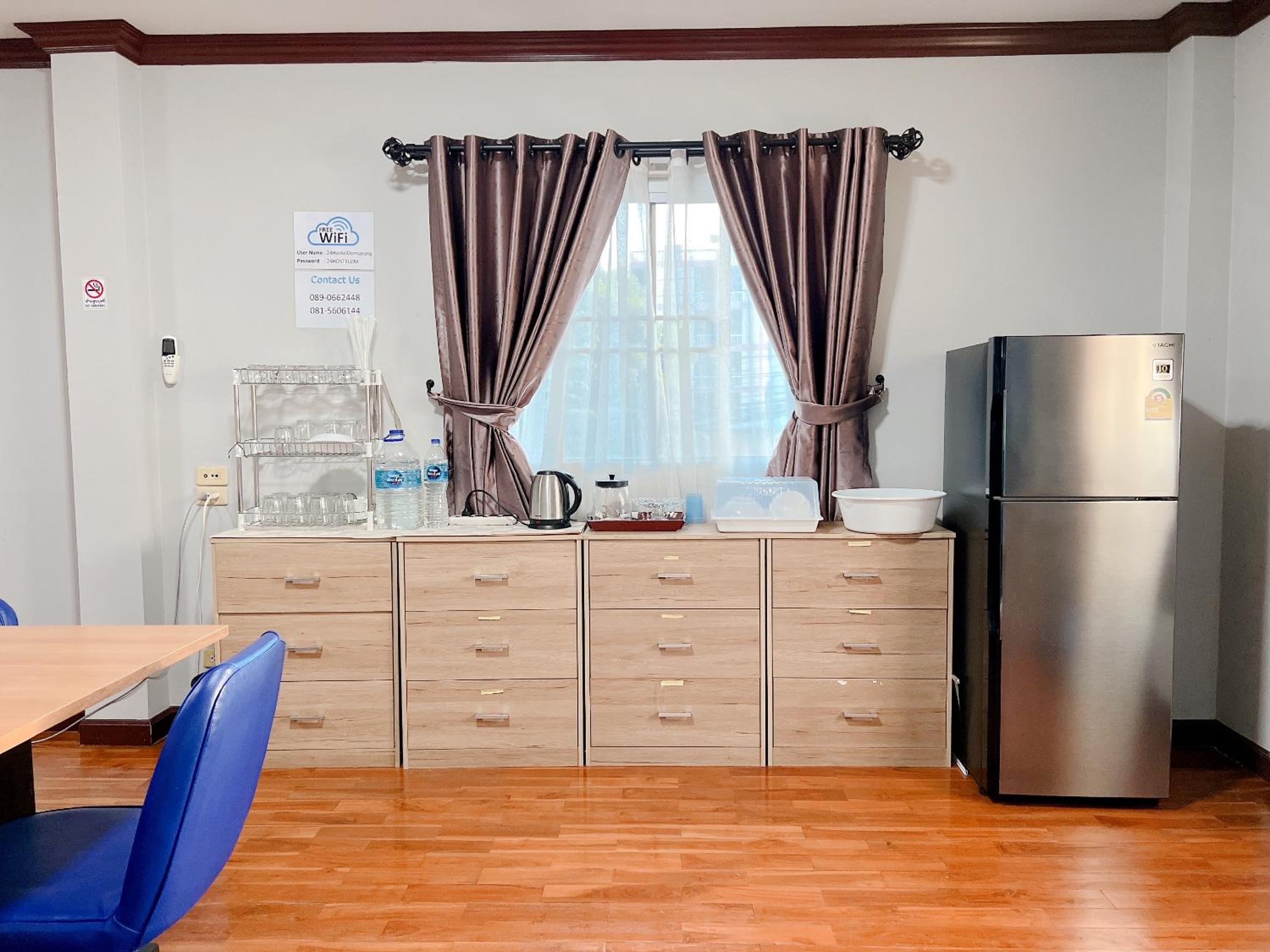 Four-Bedroom House - Photo 17