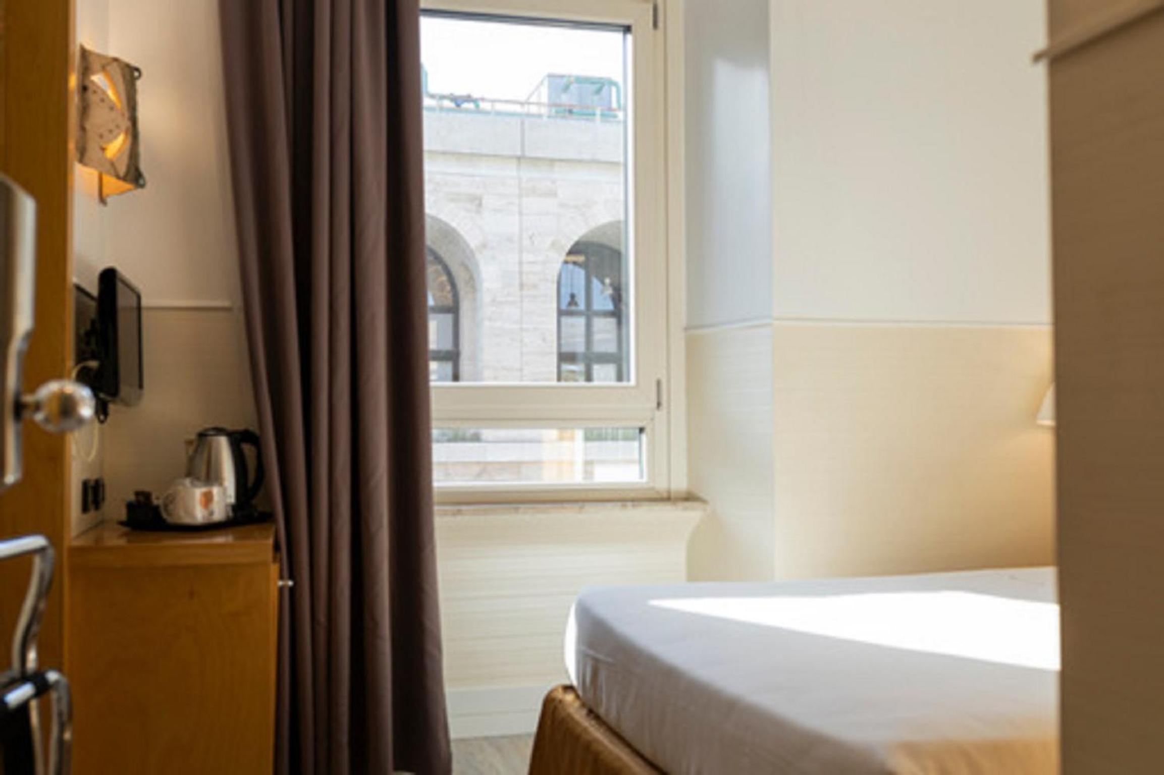 Small Double Room photo 2