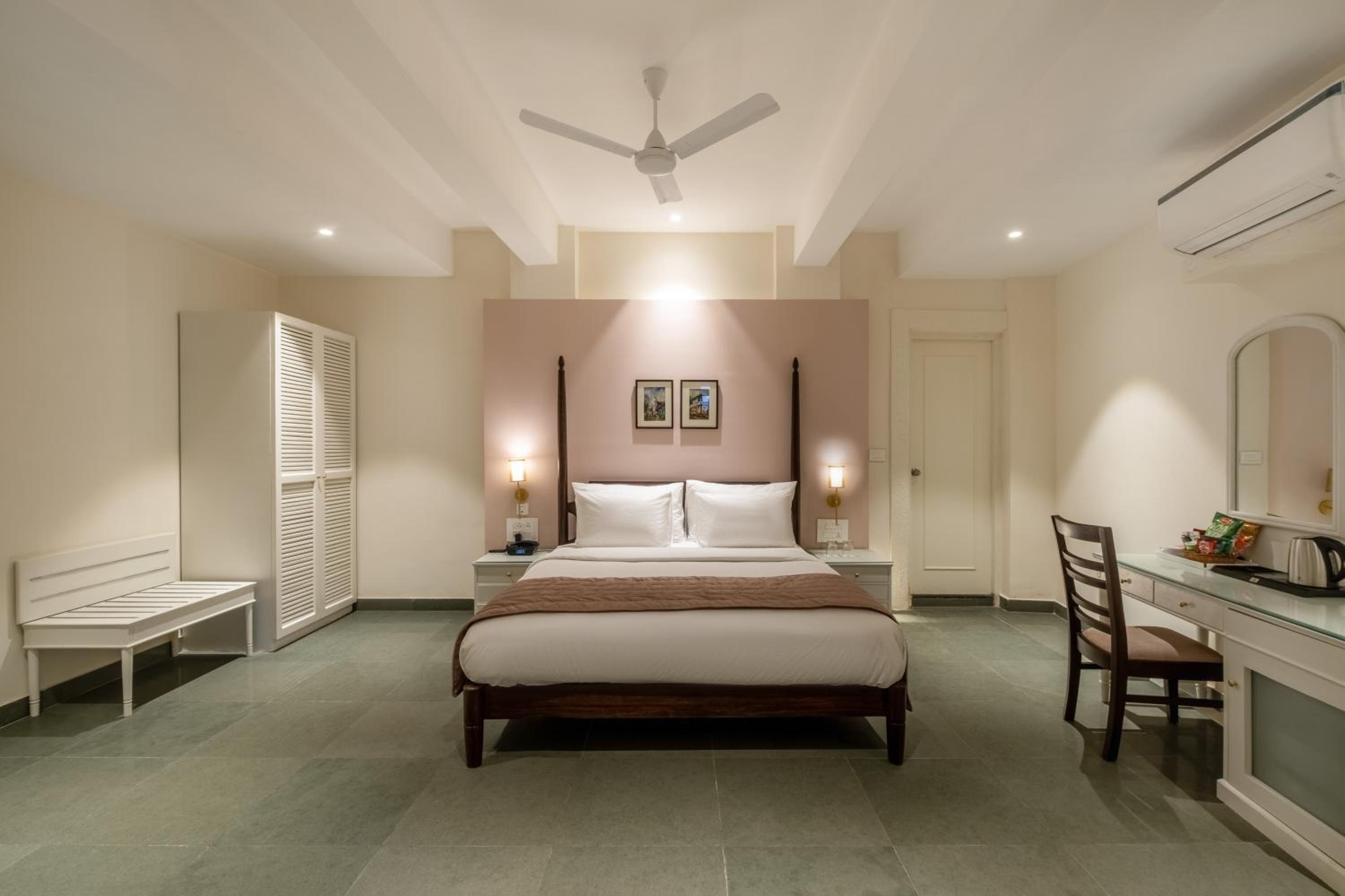 Superior Twin Room - Photo 7