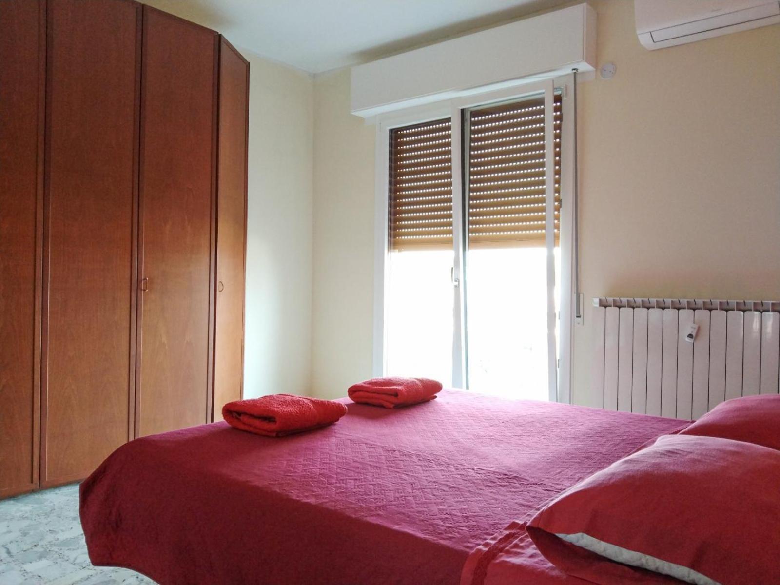Double Room with Shared Bathroom photo 3
