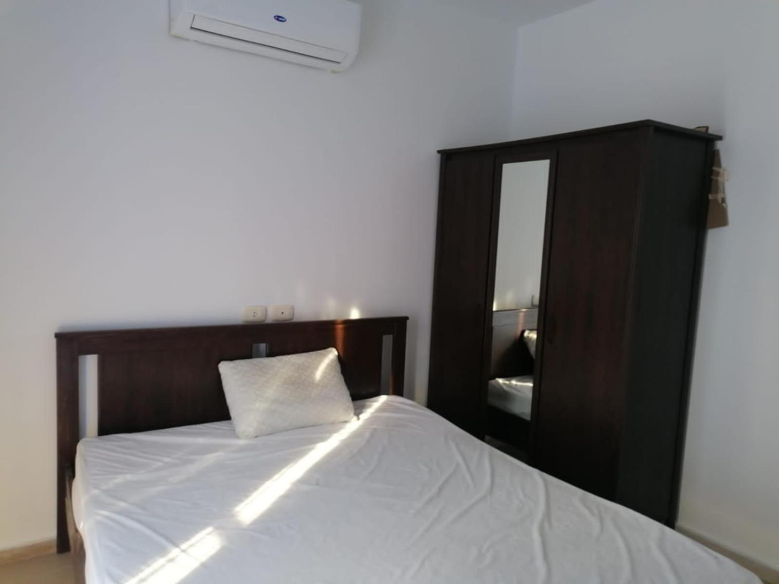 Four-Bedroom House photo 1