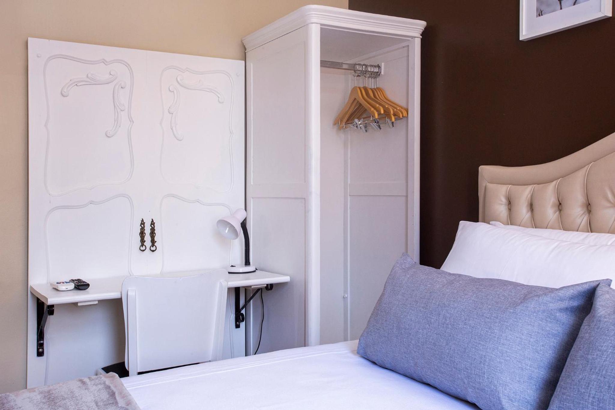 Standard Double Room - Photo 1