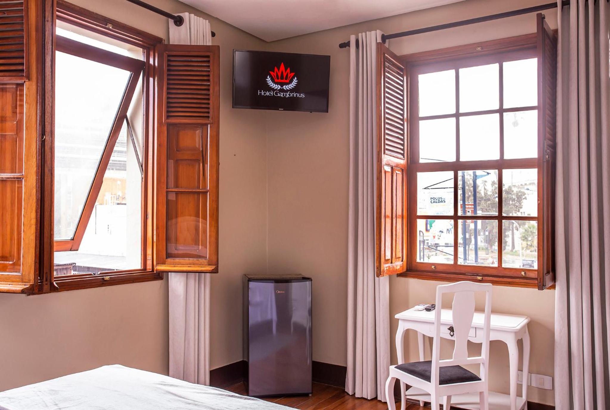 Deluxe Room - Photo 6