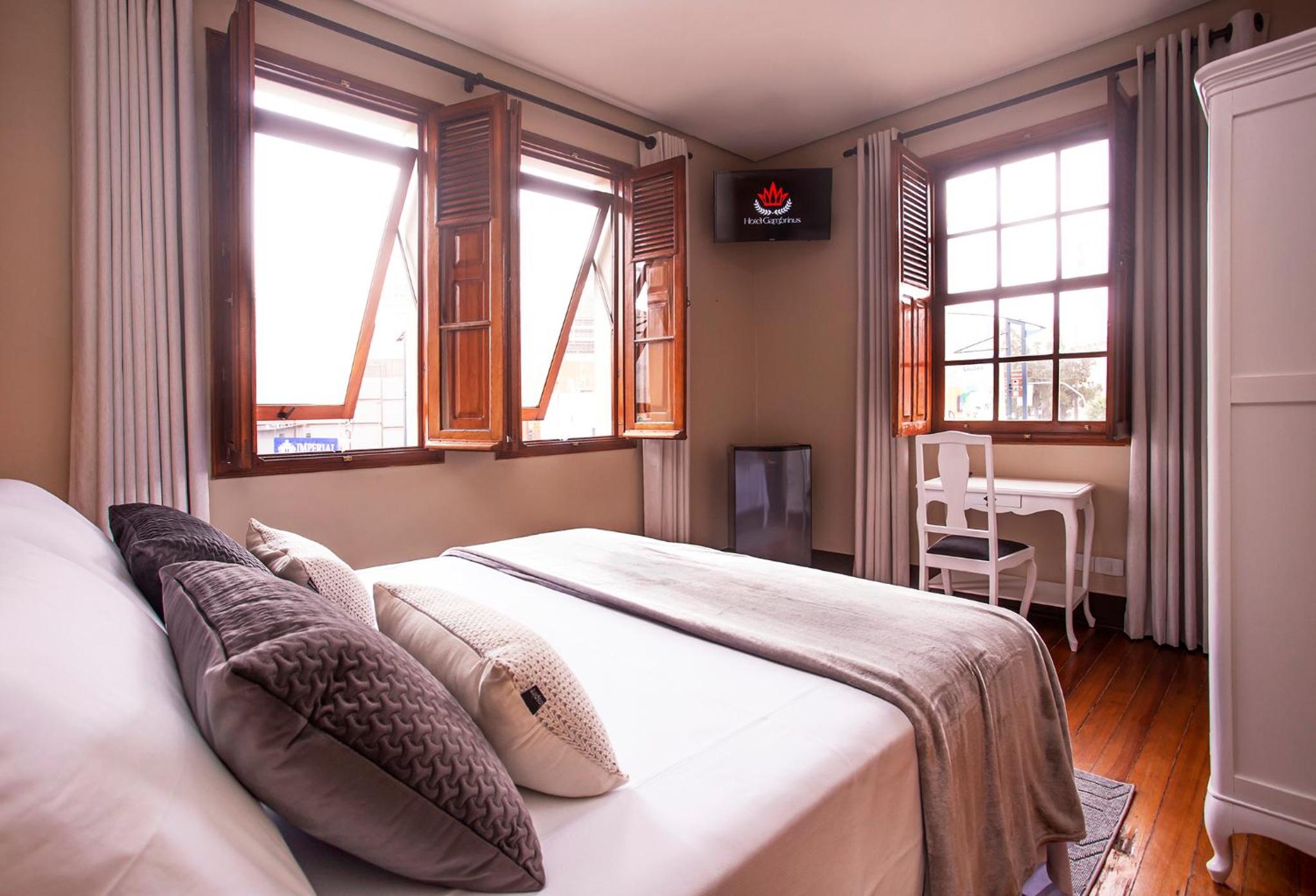 Deluxe Room - Photo 4
