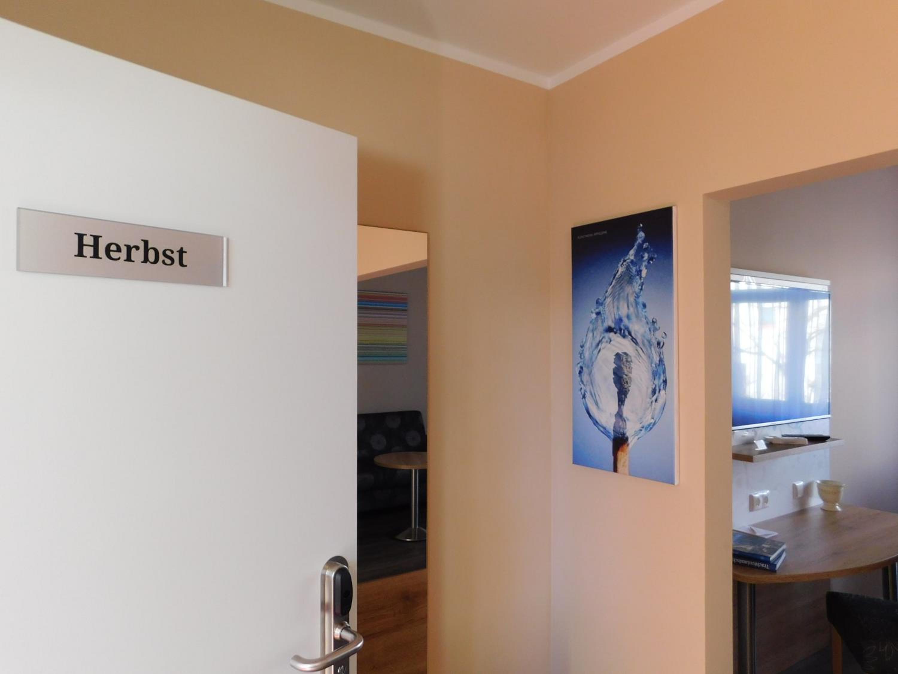 One-Bedroom Suite photo 2