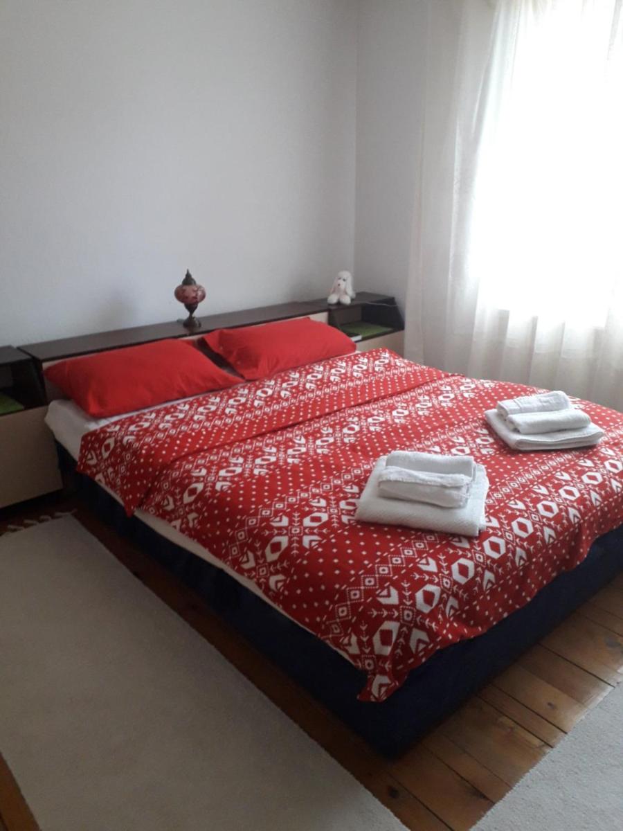 Apartment photo 1