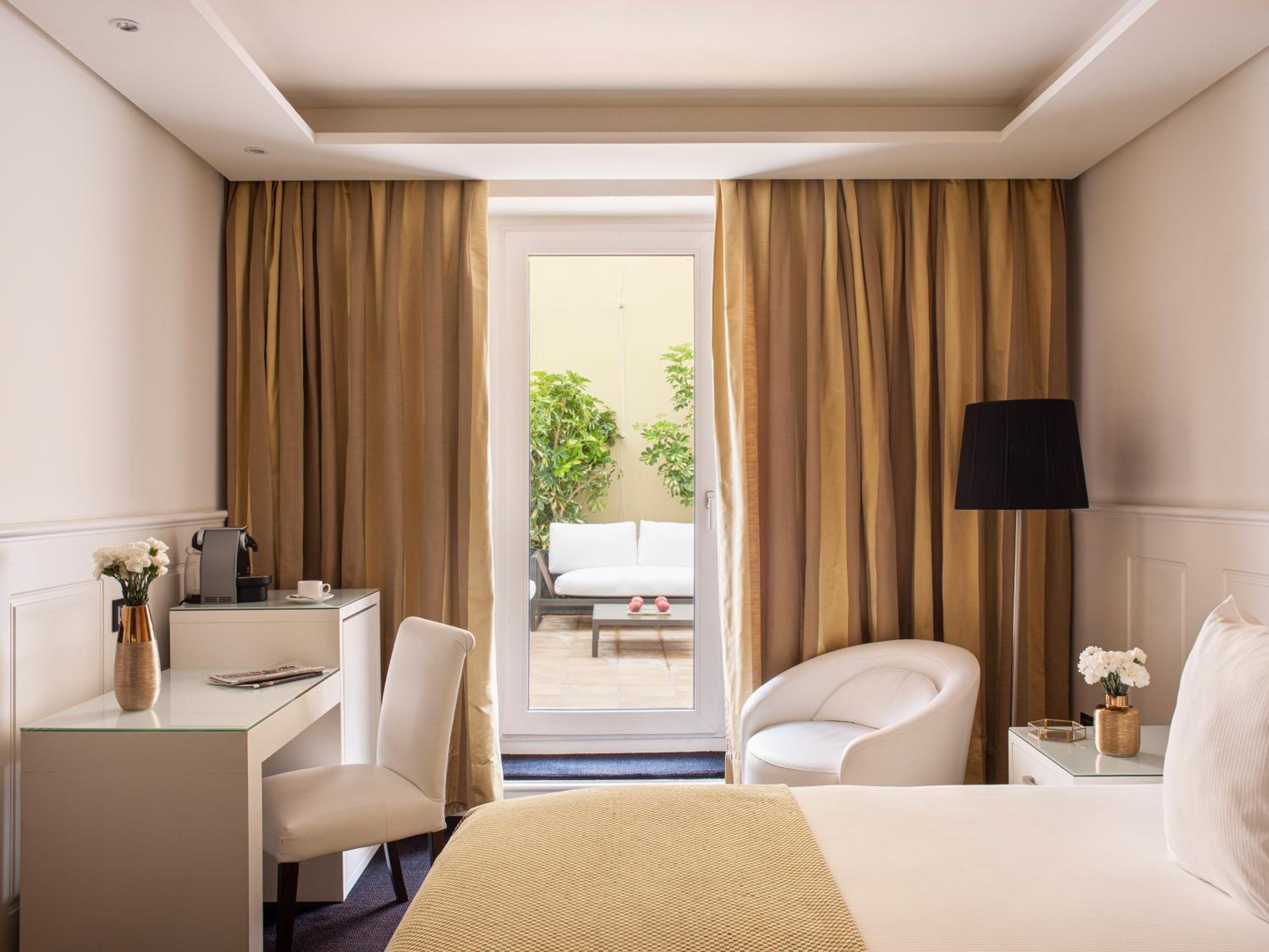 Premium Red Level Room with Patio - Photo 1